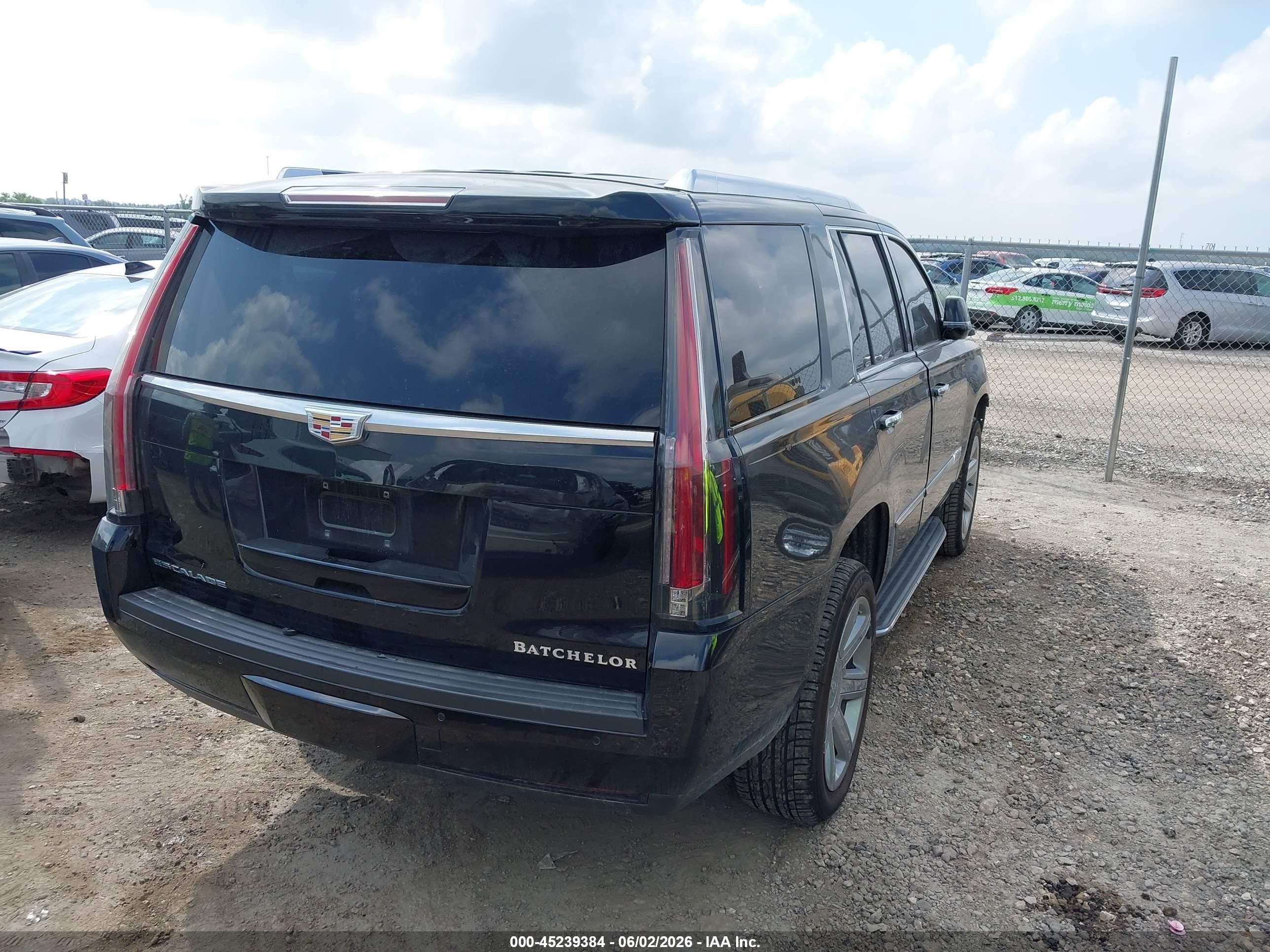 2015 Cadillac Escalade Luxury Черный vin: 1GYS3MKJXFR745155