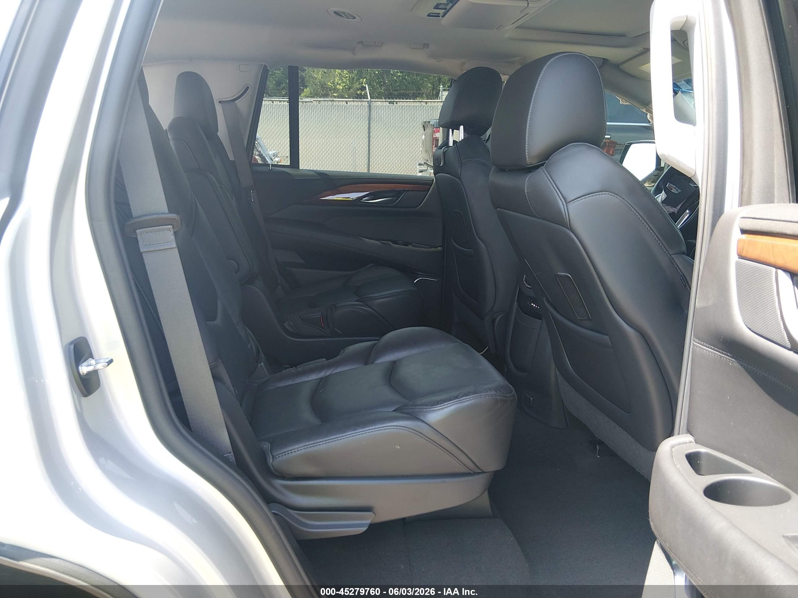 2015 Cadillac Escalade Premium Silver vin: 1GYS3NKJ2FR715153