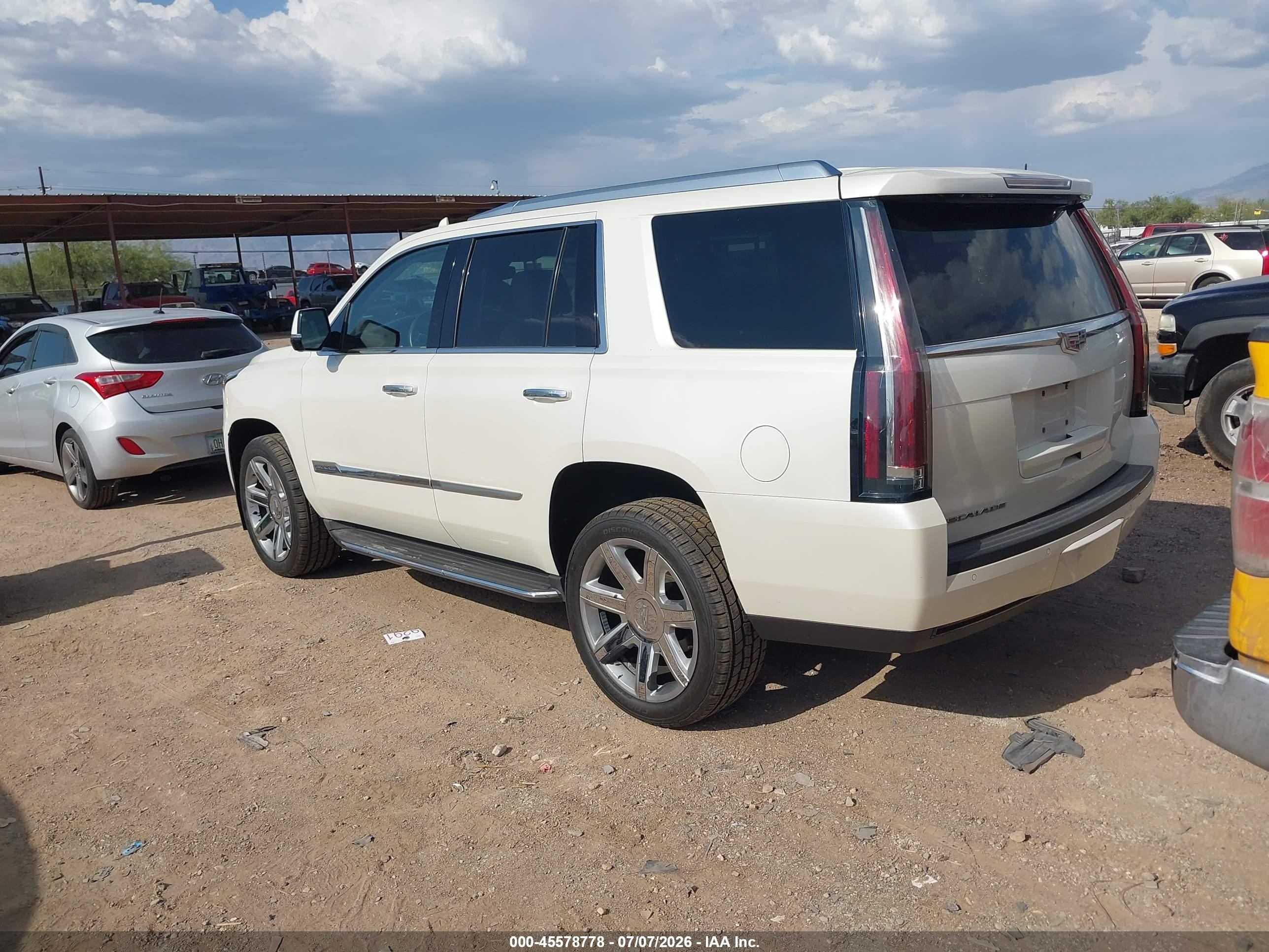 2015 Cadillac Escalade Premium Cream vin: 1GYS3NKJ3FR611688