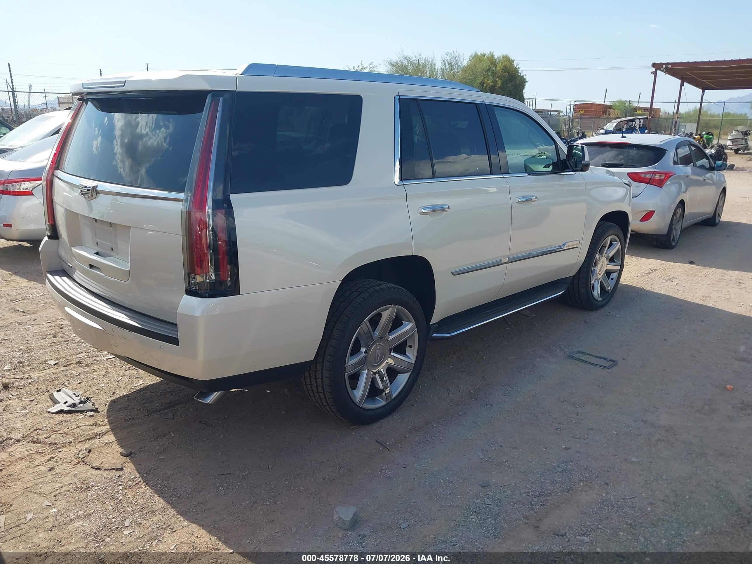 2015 Cadillac Escalade Premium Cream vin: 1GYS3NKJ3FR611688