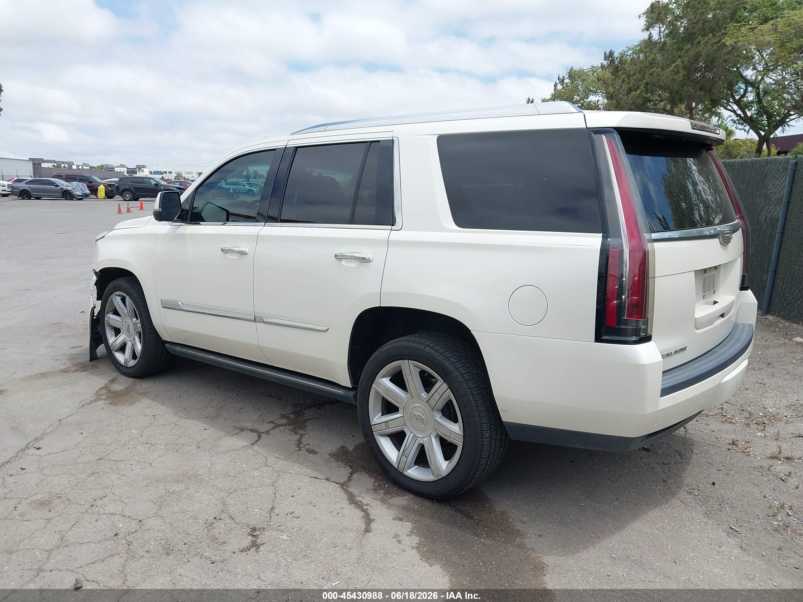 2015 Cadillac Escalade Premium Белый vin: 1GYS3NKJ4FR515634