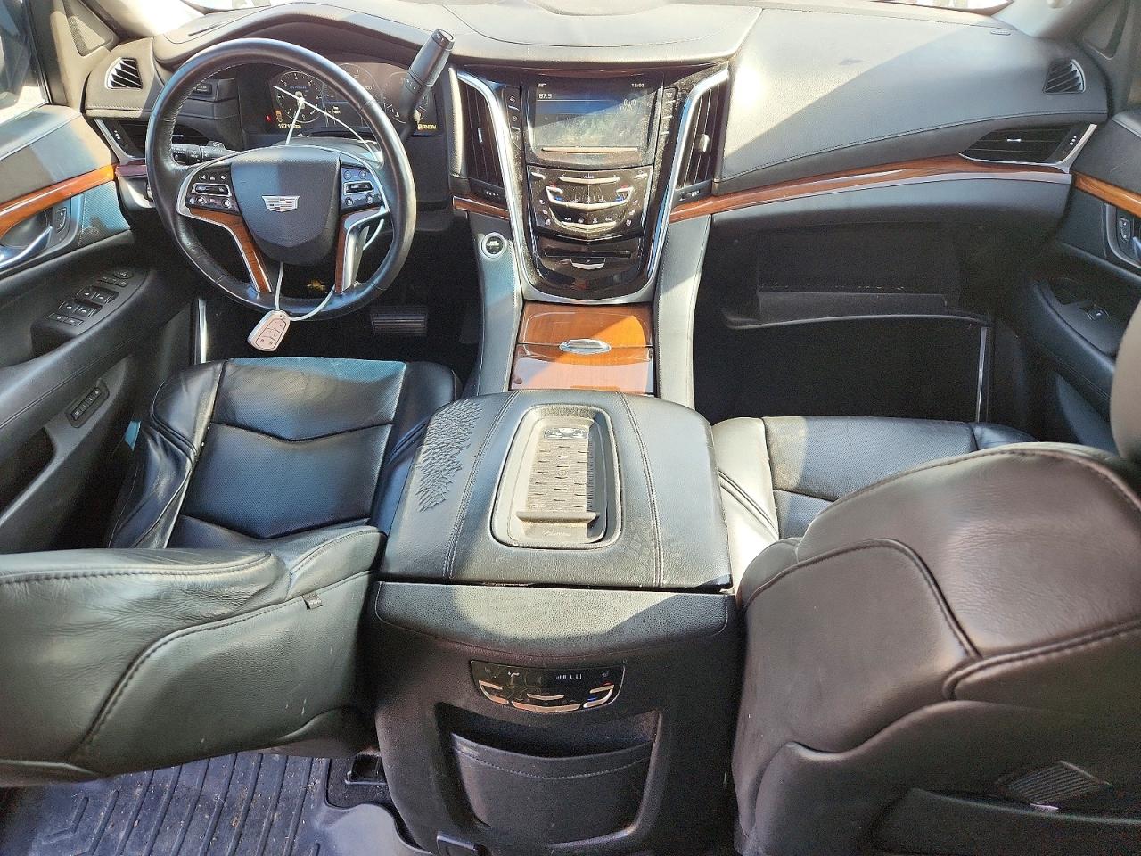 2015 Cadillac Escalade Esv Luxury Серебряный vin: 1GYS3SKJ3FR556724
