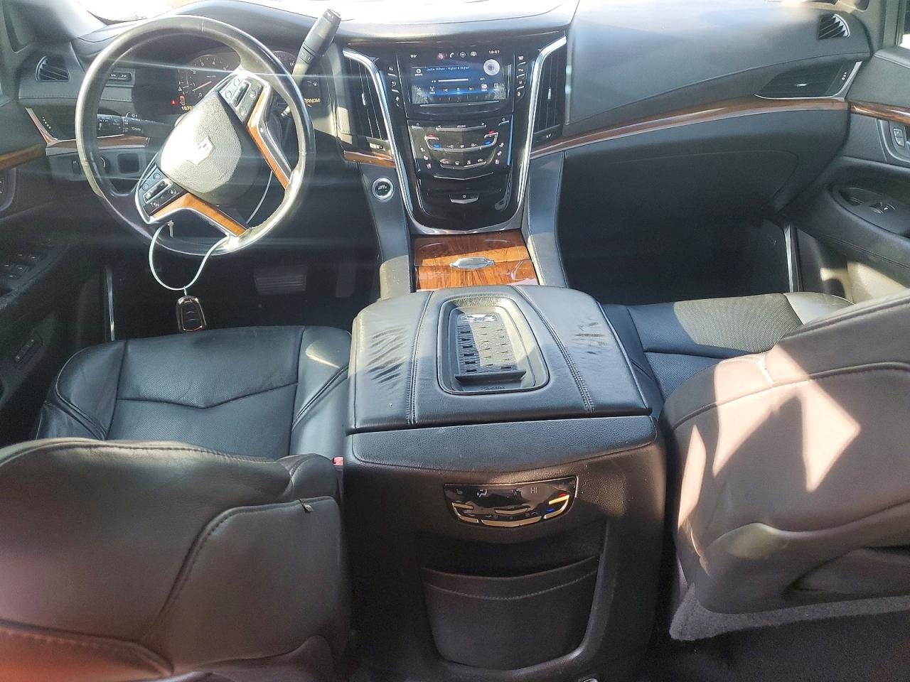 2015 Cadillac Escalade Esv Luxury White vin: 1GYS3SKJXFR673801