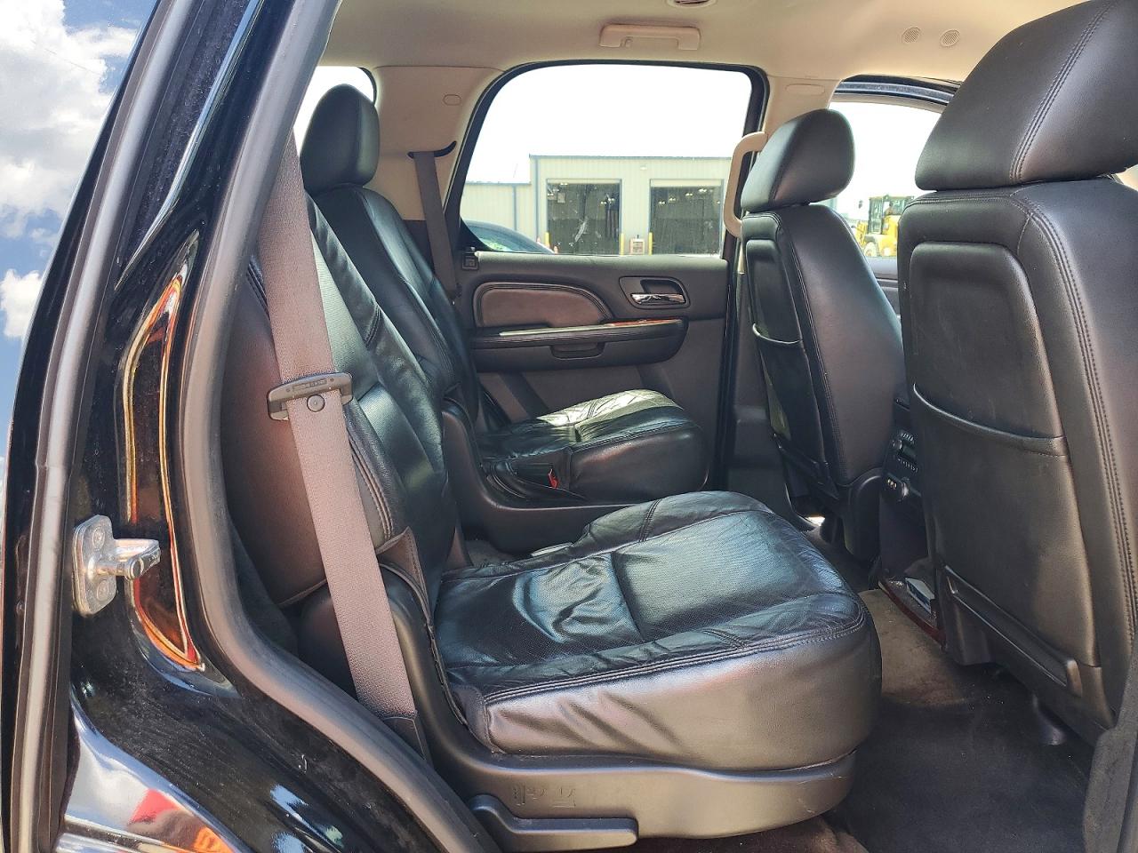 2012 Cadillac Escalade Black vin: 1GYS4AEF0CR203075