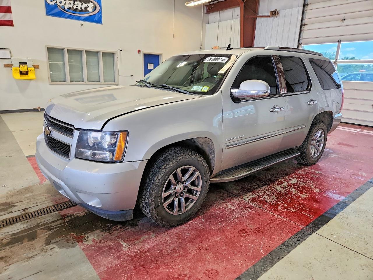 2011 Cadillac Escalade Silver vin: 1GYS4AEF2BR369869