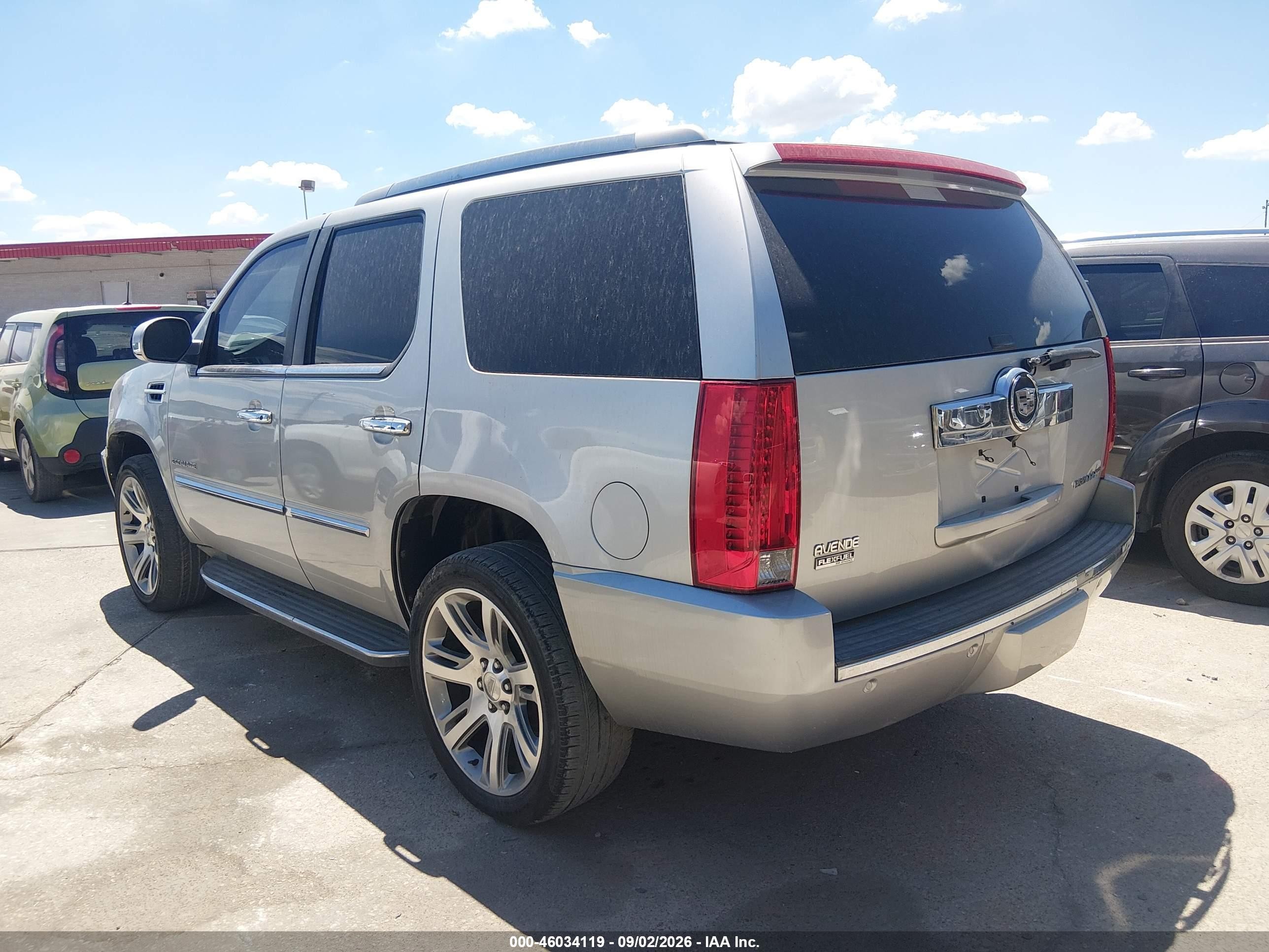 2011 Cadillac Escalade Standard Beige vin: 1GYS4AEF3BR234674