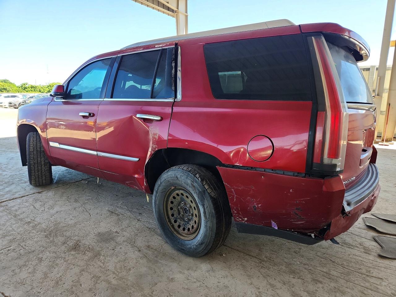 2015 Cadillac Escalade Red vin: 1GYS4AKJ9FR104364