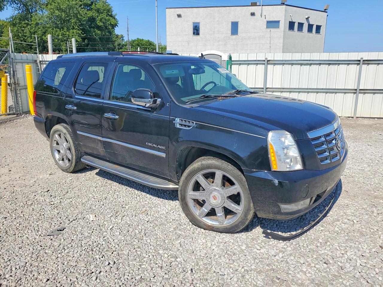 2011 Cadillac Escalade Luxury Black vin: 1GYS4BEF1BR131470