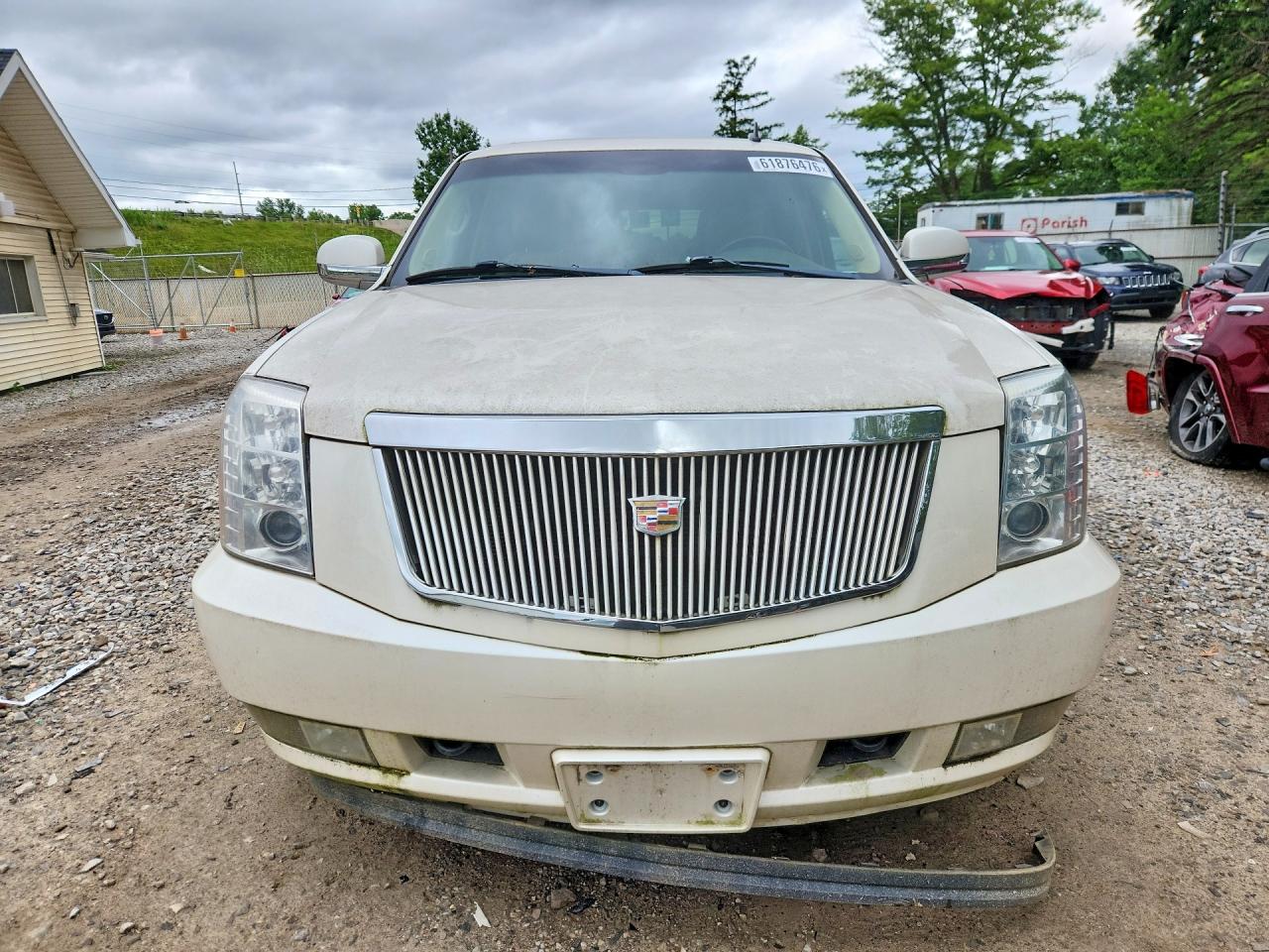 2011 Cadillac Escalade Luxury Белый vin: 1GYS4BEF1BR219726