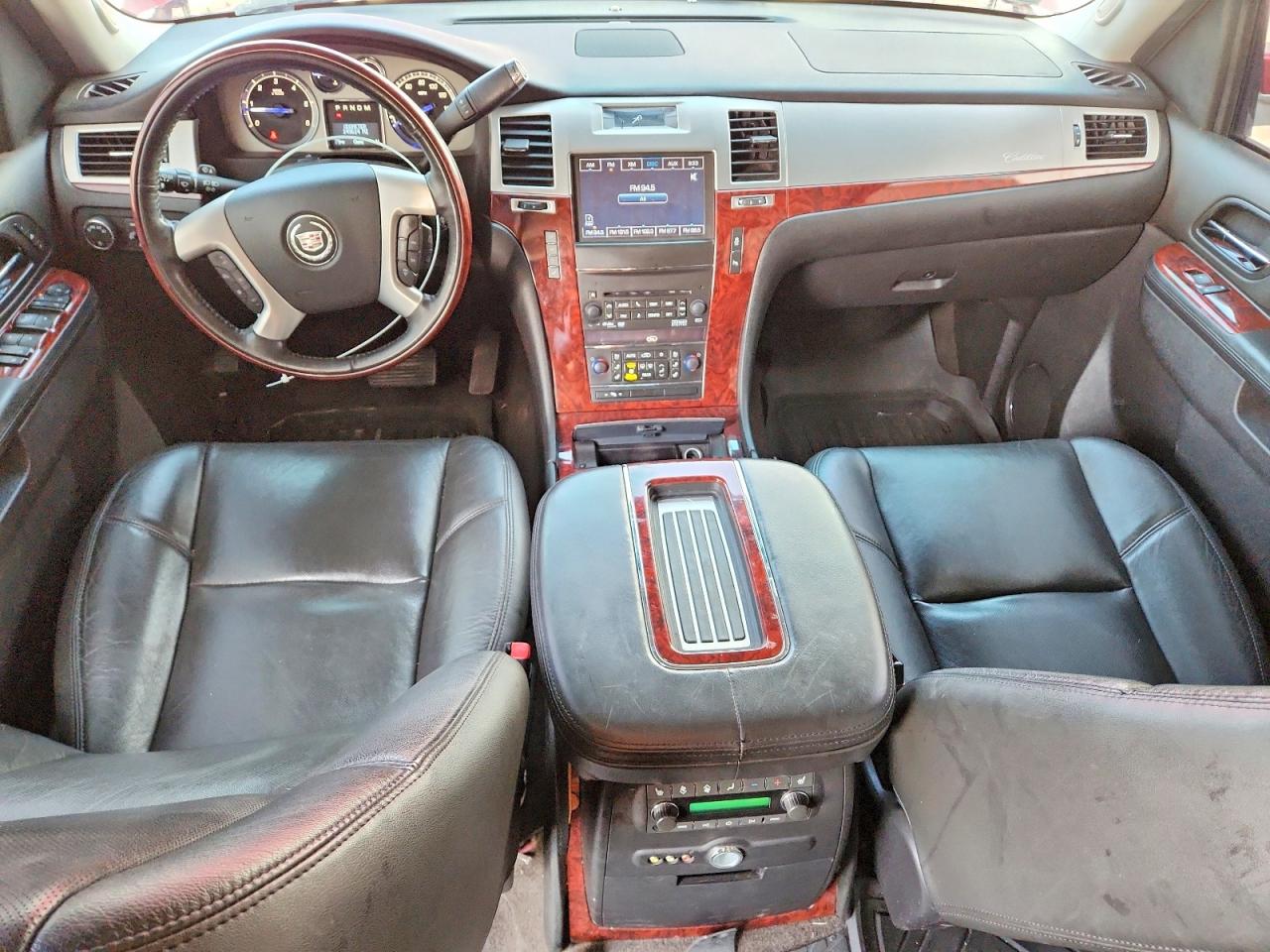2014 Cadillac Escalade Luxury Красный vin: 1GYS4BEF5ER170308