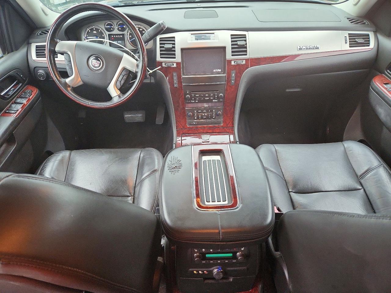 2014 Cadillac Escalade Luxury Black vin: 1GYS4BEF6ER188848