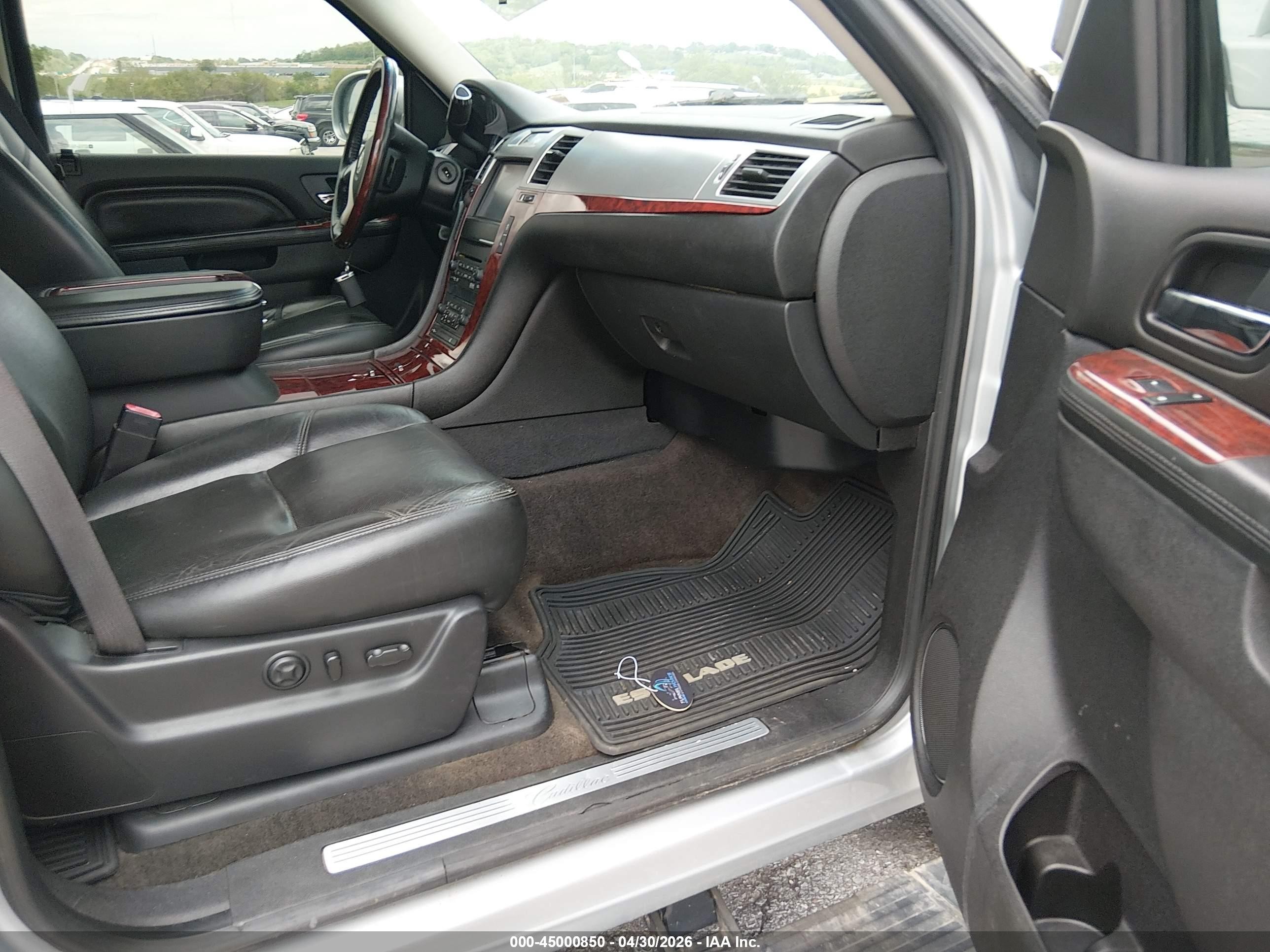 2014 Cadillac Escalade Luxury Gray vin: 1GYS4BEF8ER112273
