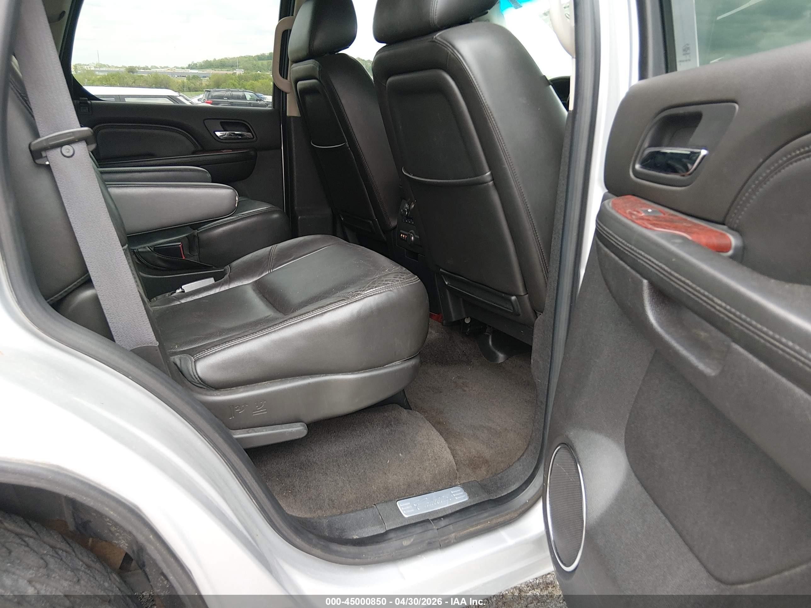 2014 Cadillac Escalade Luxury Gray vin: 1GYS4BEF8ER112273