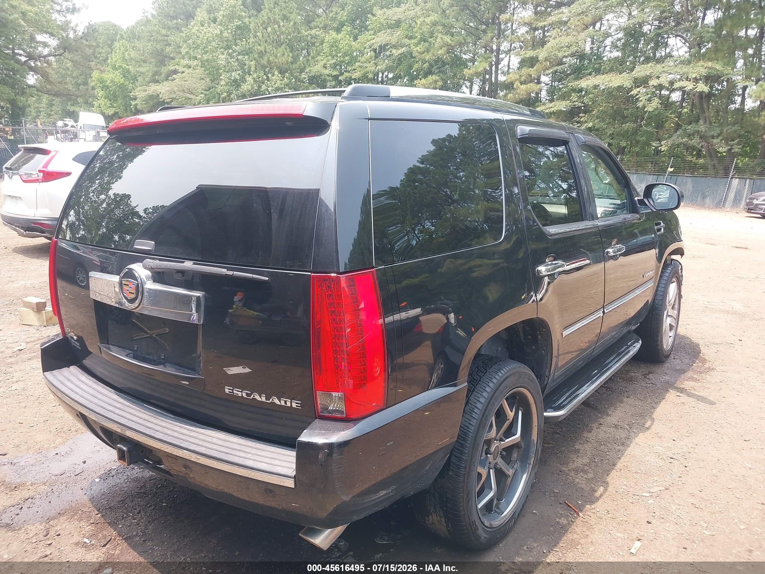 2013 Cadillac Escalade Luxury Черный vin: 1GYS4BEFXDR338880