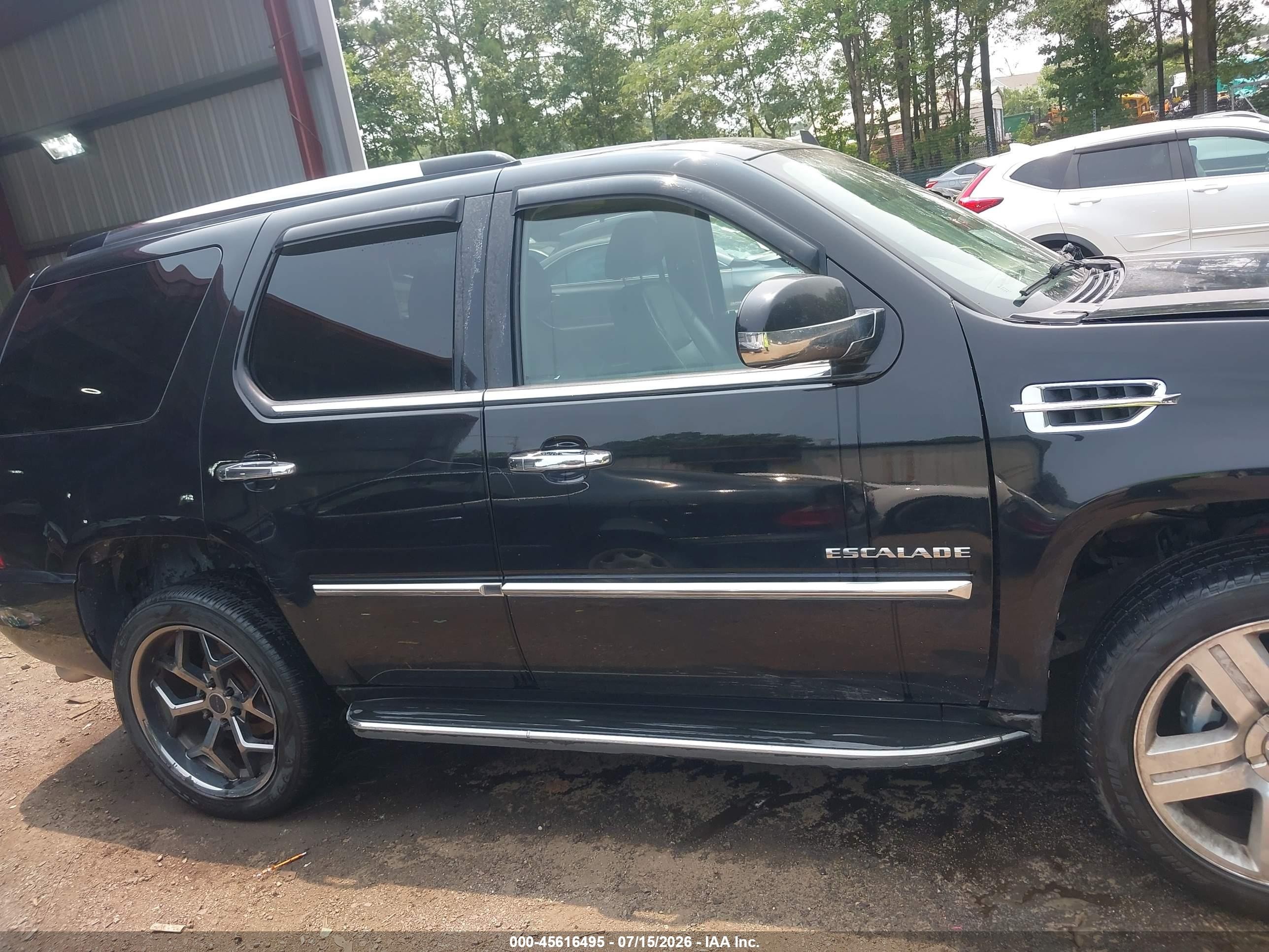 2013 Cadillac Escalade Luxury Черный vin: 1GYS4BEFXDR338880