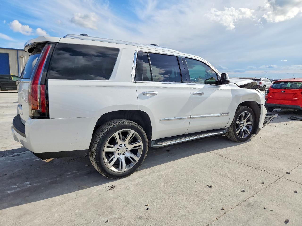 2016 Cadillac Escalade Luxury White vin: 1GYS4BKJ0GR466817