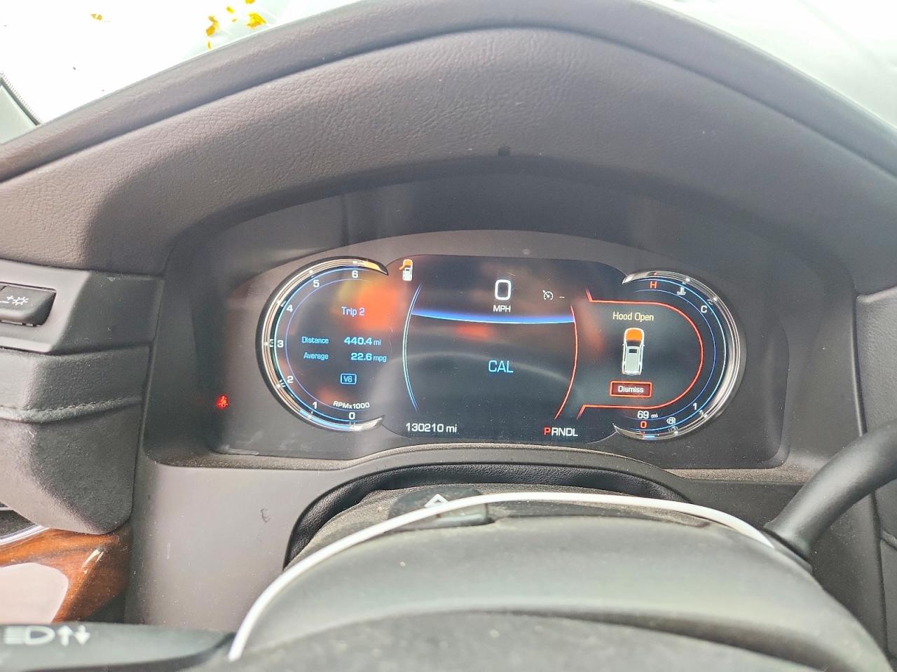 2018 Cadillac Escalade Luxury Черный vin: 1GYS4BKJ4JR359471