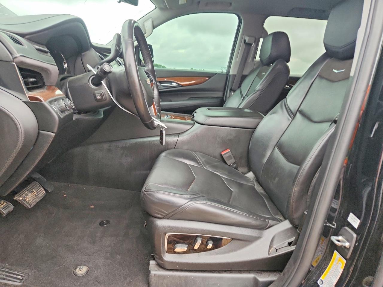 2018 Cadillac Escalade Luxury Черный vin: 1GYS4BKJ4JR359471