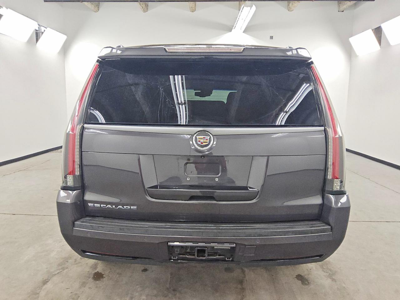2015 Cadillac Escalade Luxury Gray vin: 1GYS4BKJ5FR231201