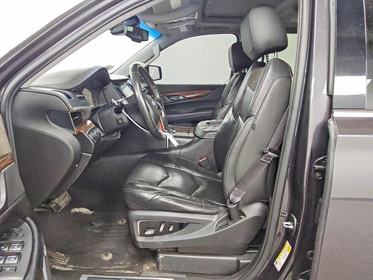 2015 Cadillac Escalade Luxury Gray vin: 1GYS4BKJ5FR231201