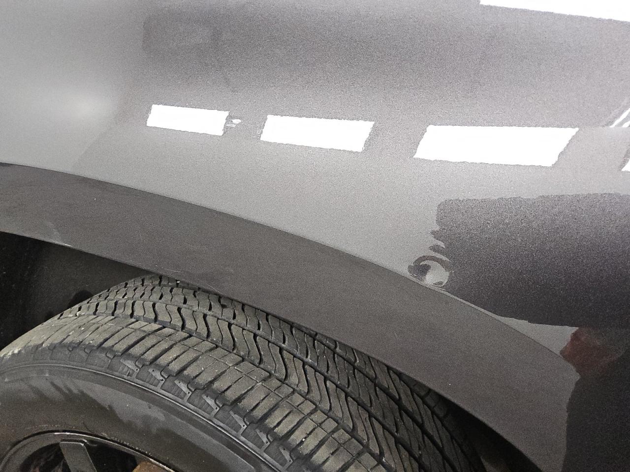 2015 Cadillac Escalade Luxury Gray vin: 1GYS4BKJ5FR231201 Damage: Left Front Fender, Dent(S) W/ Paint Dmg, 1 To 2 Inches