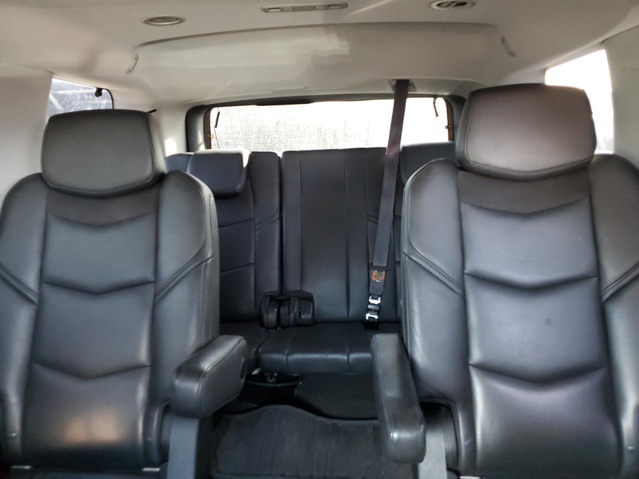 2016 Cadillac Escalade Luxury Black vin: 1GYS4BKJ7GR480794