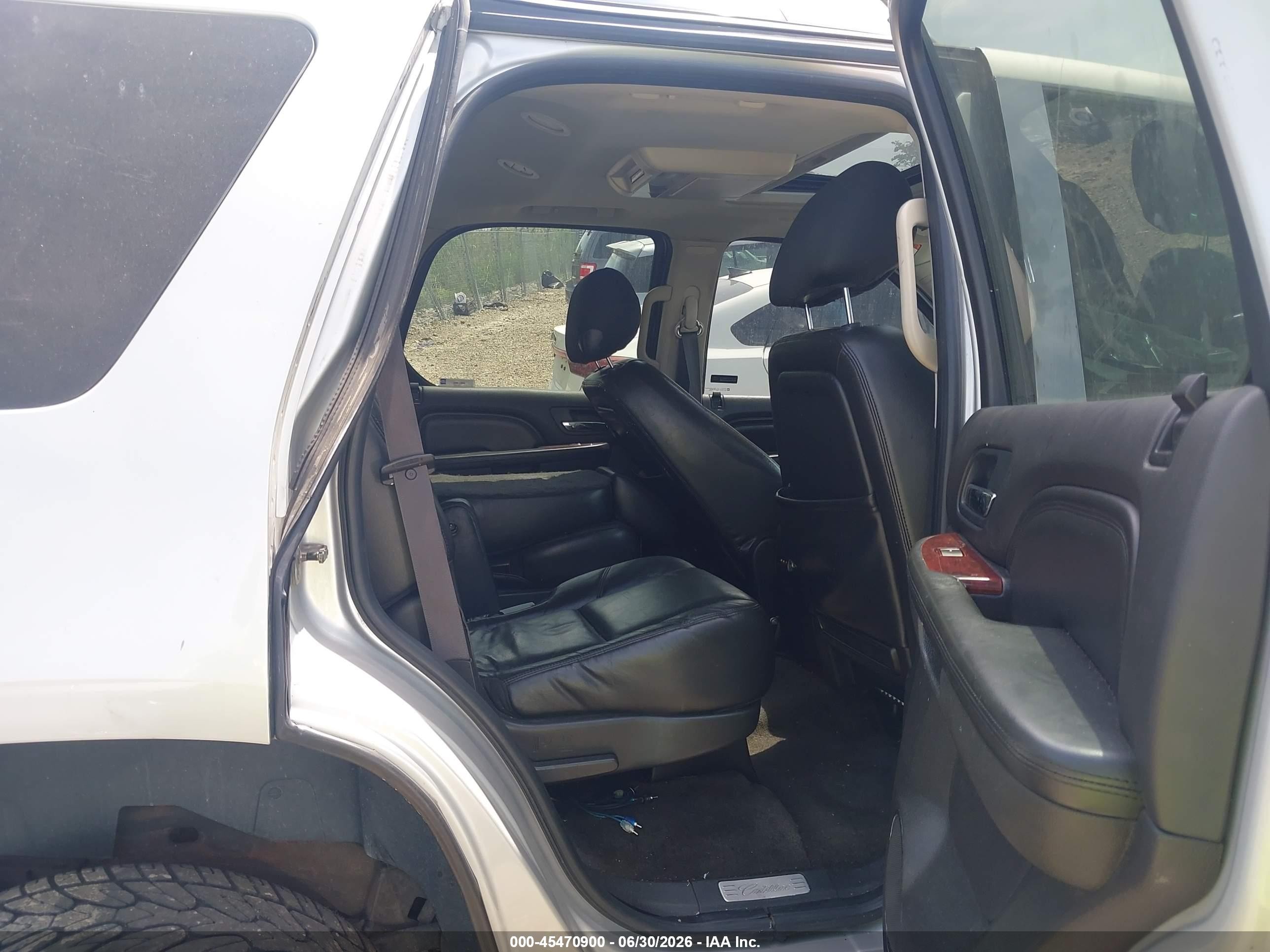 2011 Cadillac Escalade Premium Silver vin: 1GYS4CEF0BR161162