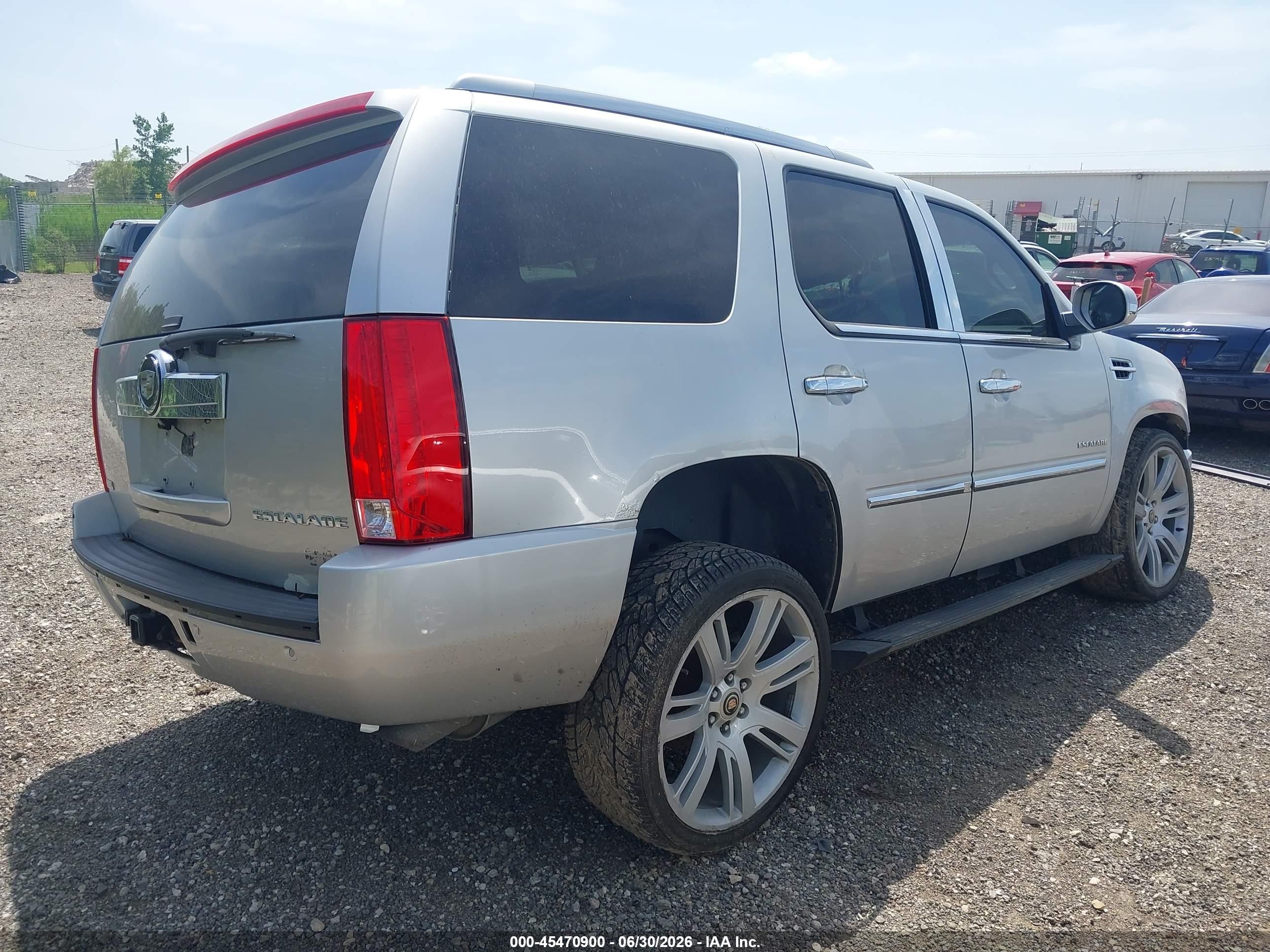 2011 Cadillac Escalade Premium Silver vin: 1GYS4CEF0BR161162
