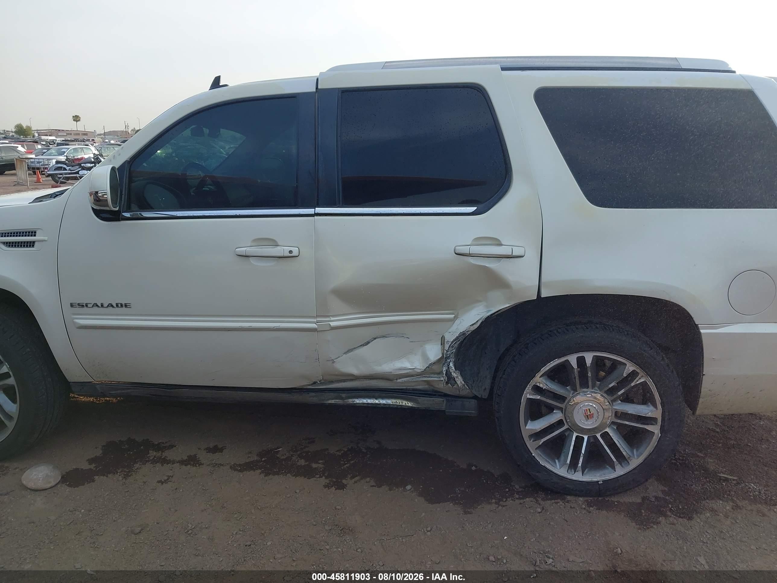 2012 Cadillac Escalade Premium White vin: 1GYS4CEF0CR251364