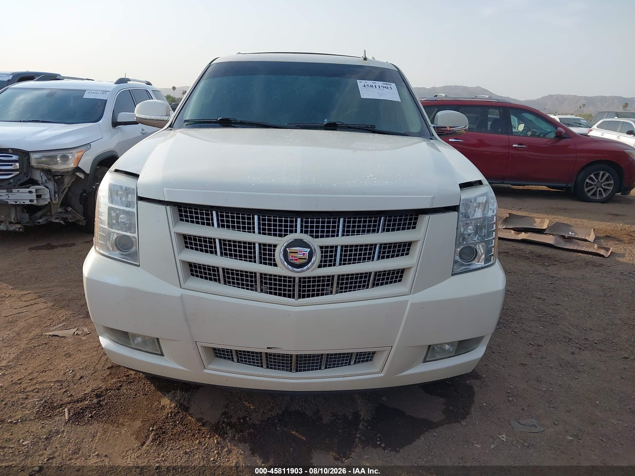 2012 Cadillac Escalade Premium White vin: 1GYS4CEF0CR251364