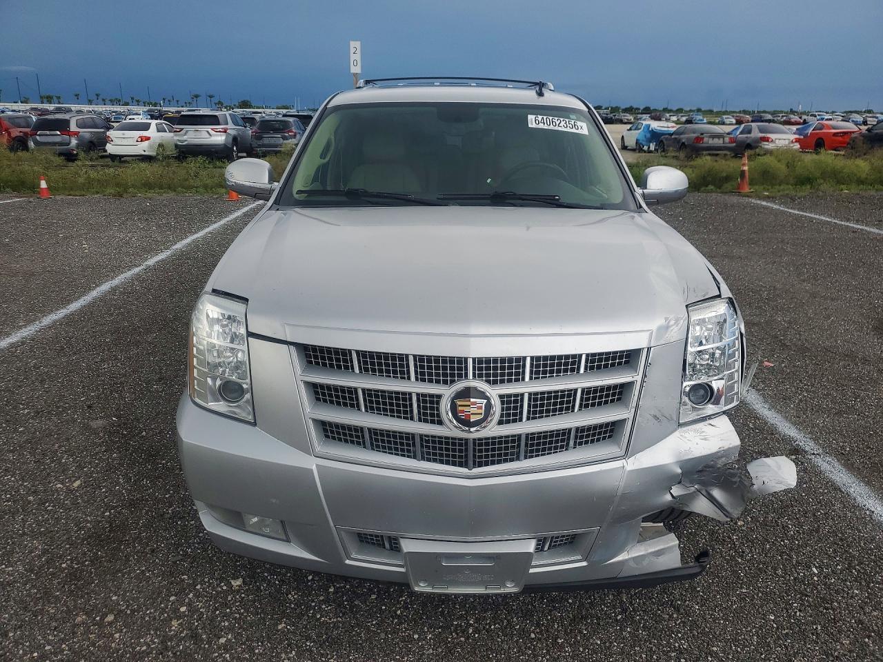 2014 Cadillac Escalade Premium Silver vin: 1GYS4CEF0ER229576