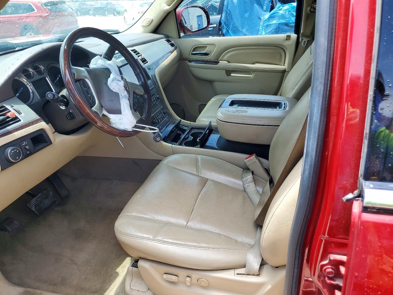 2013 Cadillac Escalade Premium Red vin: 1GYS4CEF2DR230727