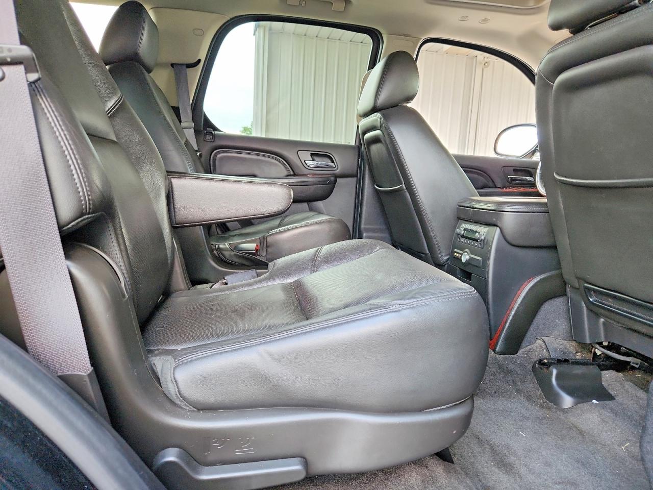 2014 Cadillac Escalade Premium Black vin: 1GYS4CEF2ER155433