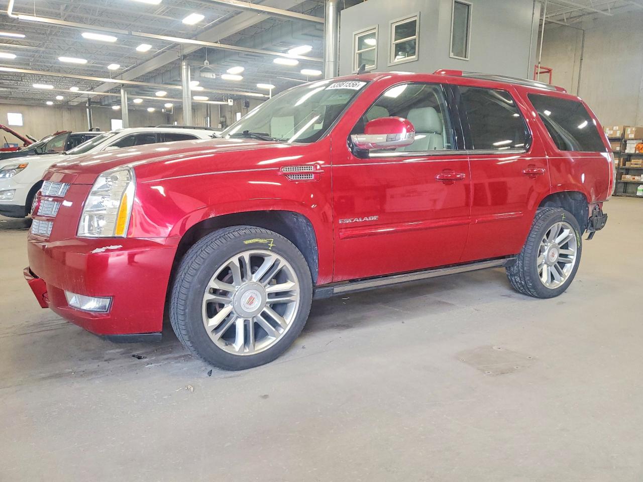 2014 Cadillac Escalade Premium Красный vin: 1GYS4CEF2ER156582