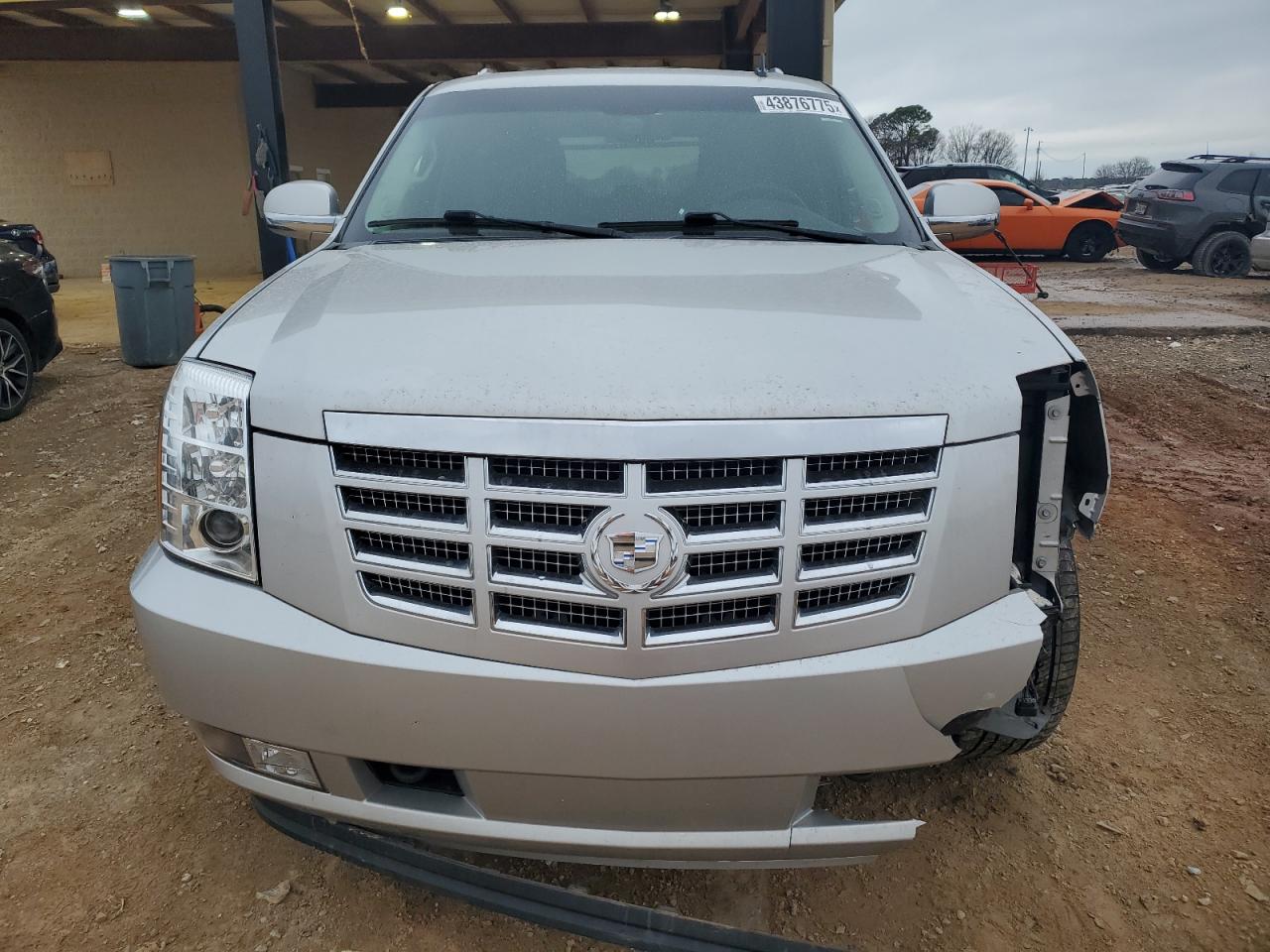 2011 Cadillac Escalade Premium Silver vin: 1GYS4CEF3BR116443