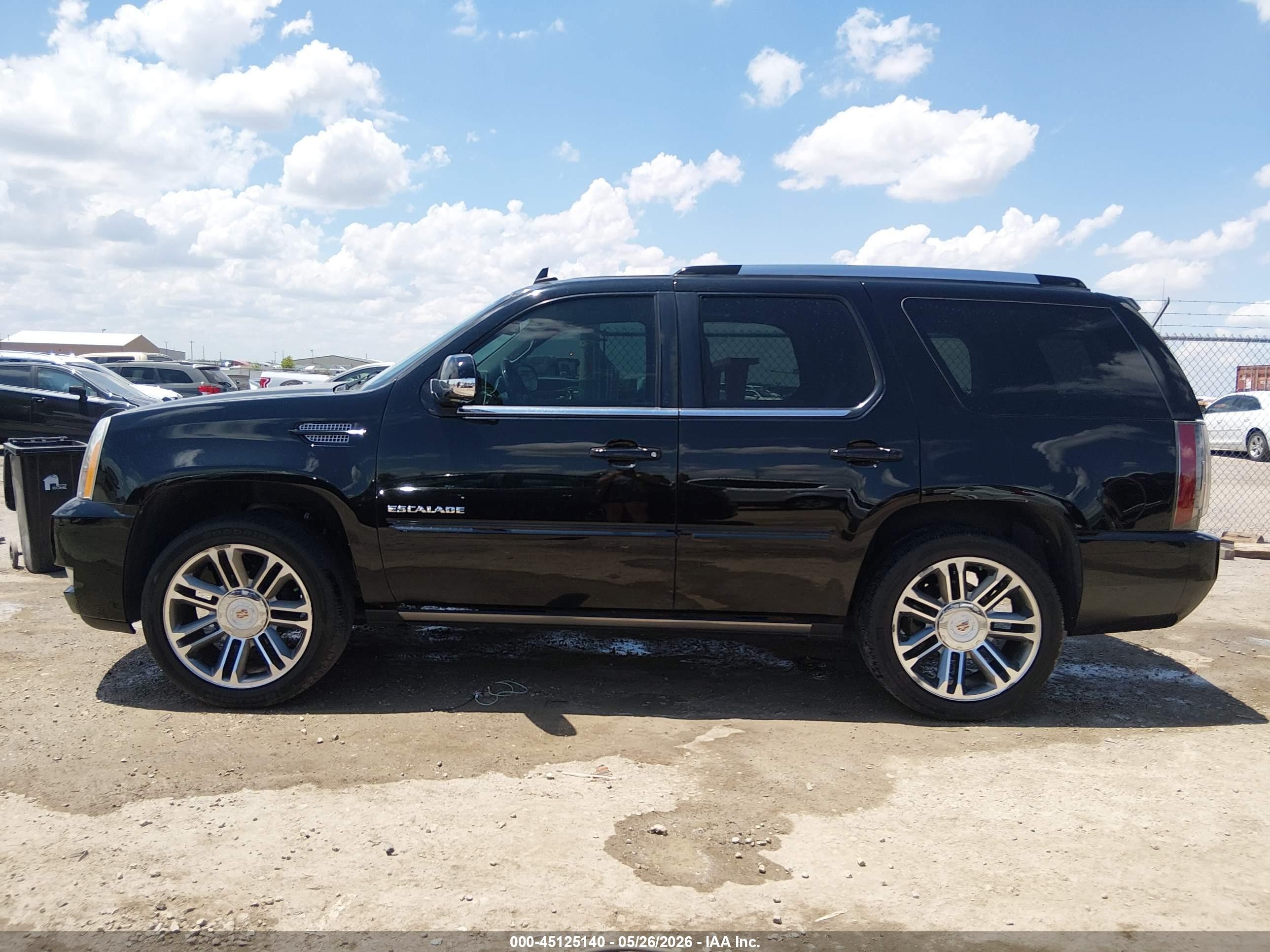 2013 Cadillac Escalade Premium Black vin: 1GYS4CEF5DR236411
