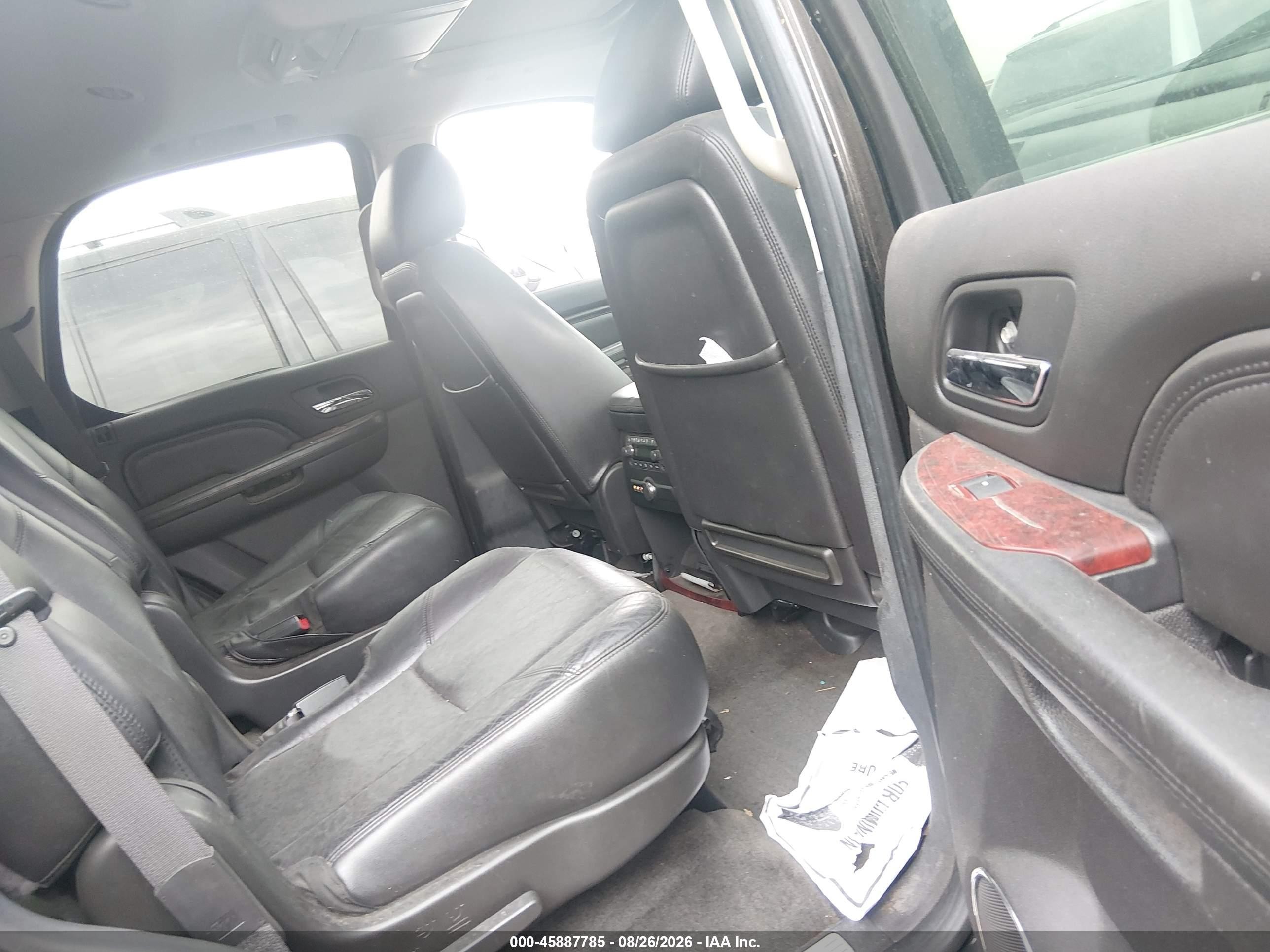 2011 Cadillac Escalade Premium Black vin: 1GYS4CEF7BR390986