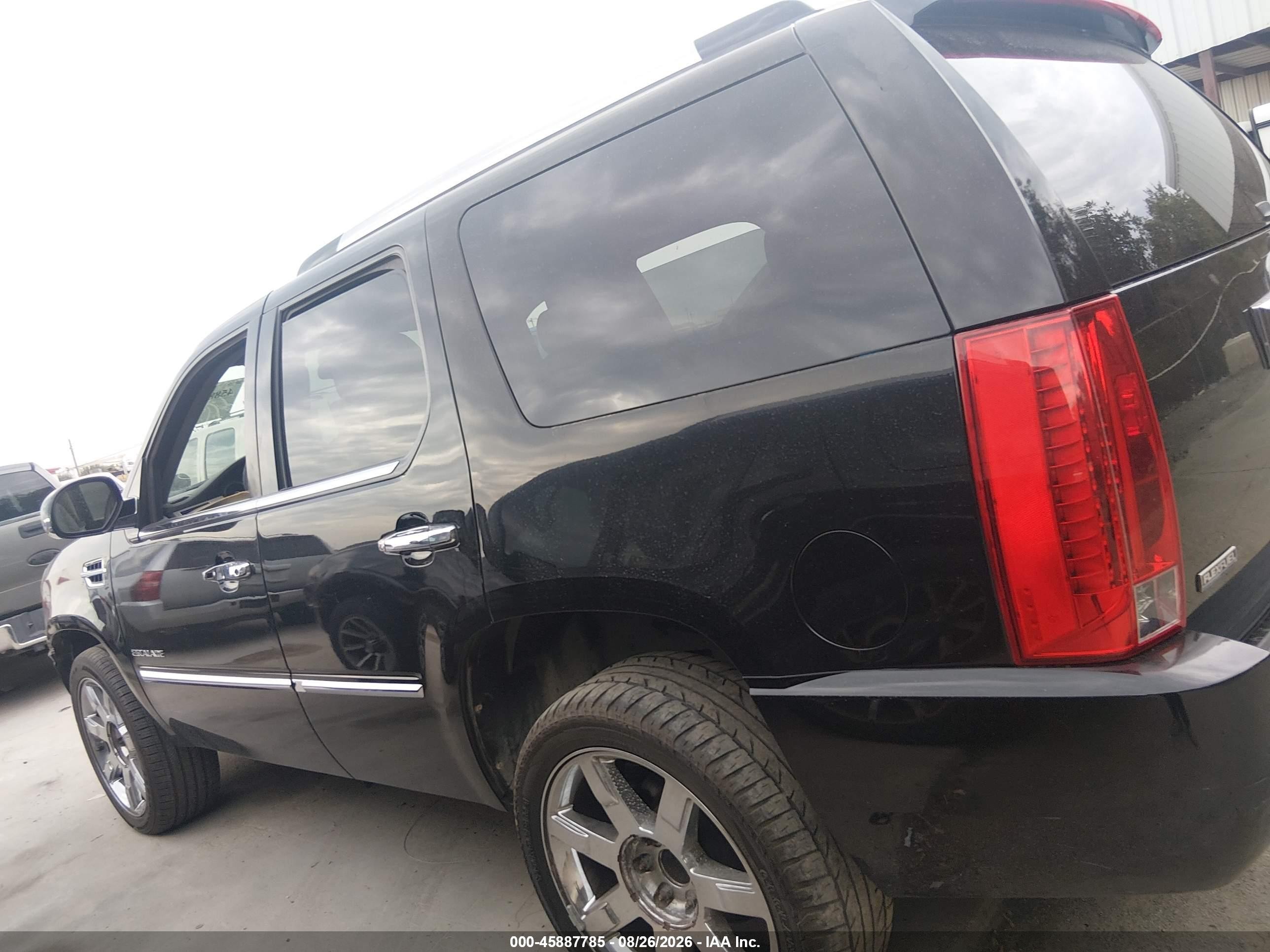 2011 Cadillac Escalade Premium Black vin: 1GYS4CEF7BR390986