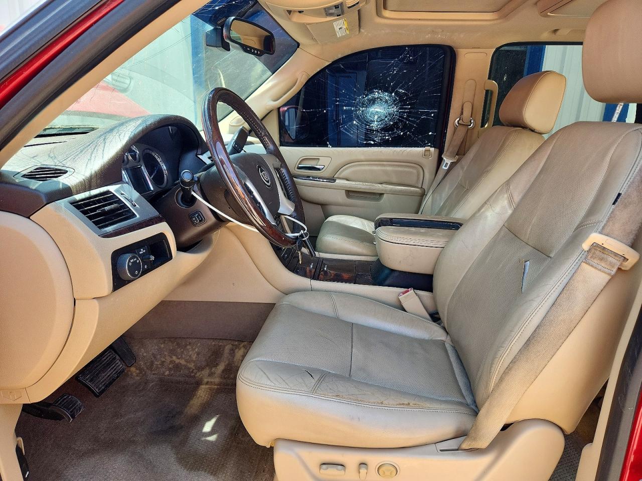 2013 Cadillac Escalade Premium Red vin: 1GYS4CEF8DR139378