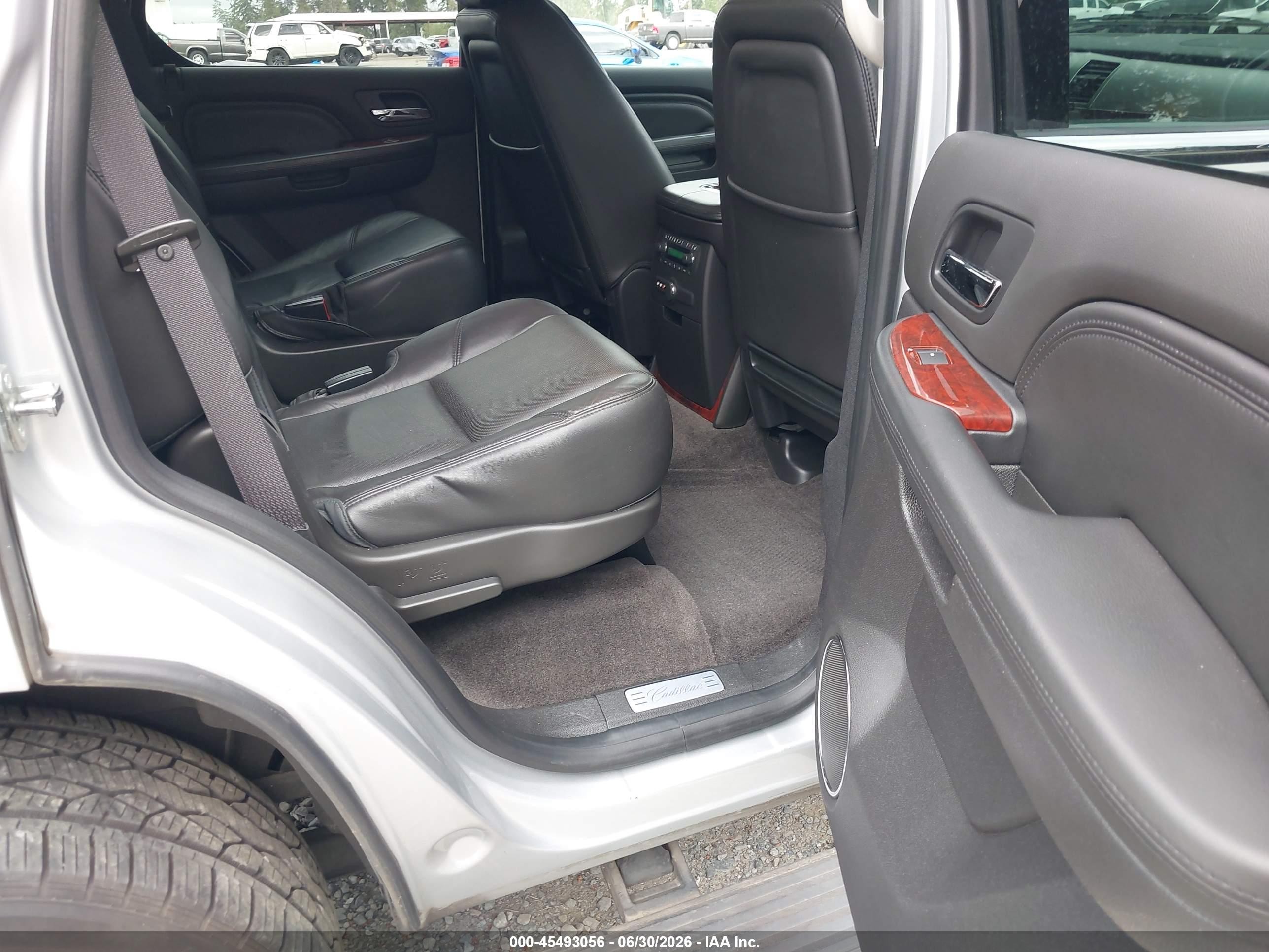 2013 Cadillac Escalade Premium Silver vin: 1GYS4CEF8DR378705