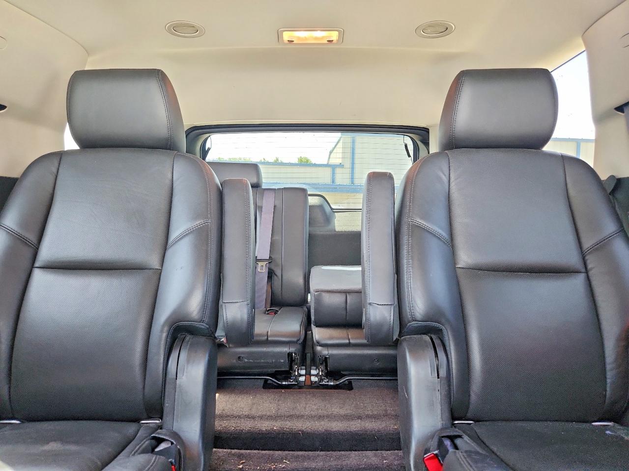 2014 Cadillac Escalade Premium White vin: 1GYS4CEF8ER207051