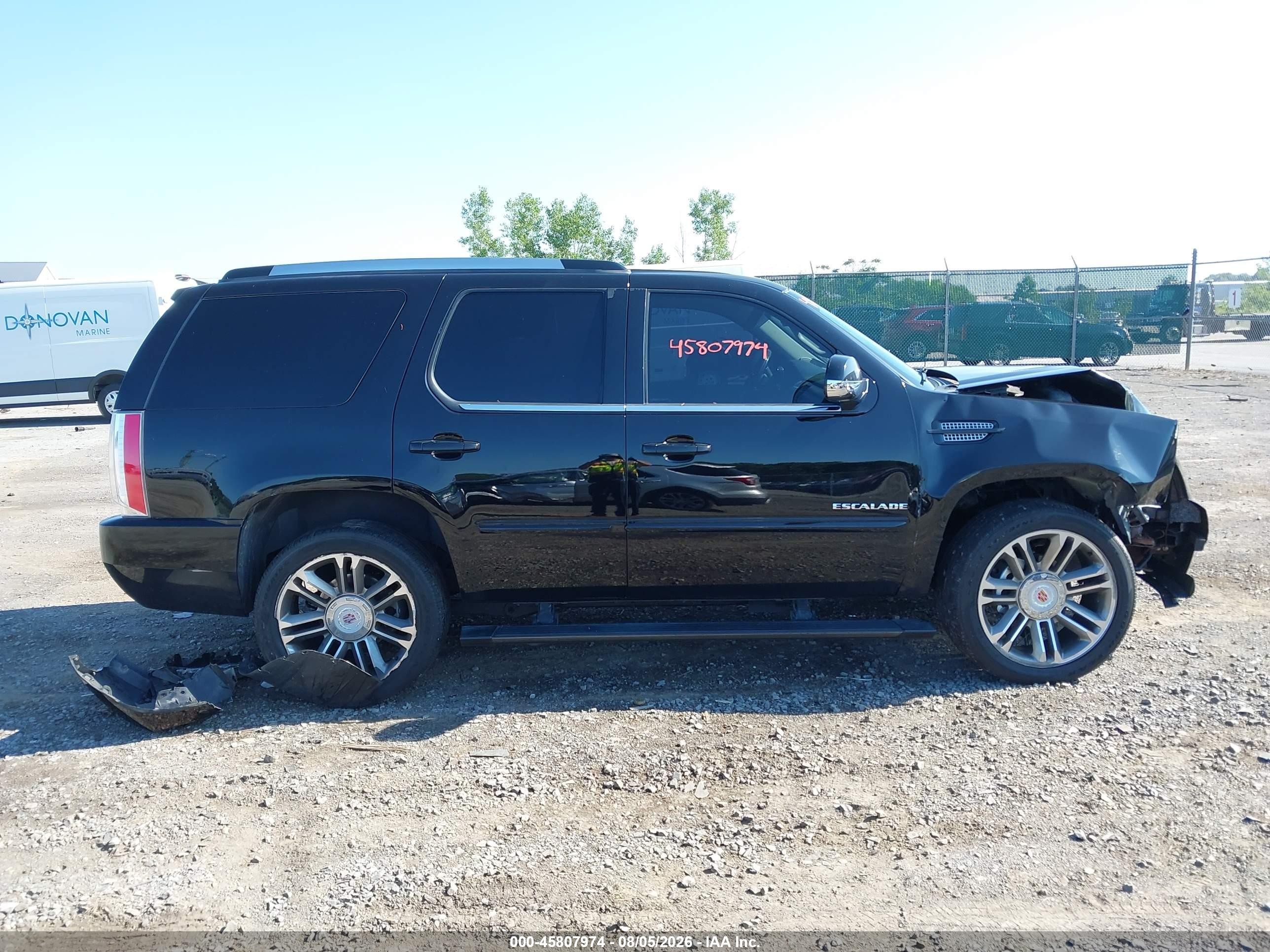 2013 Cadillac Escalade Premium Black vin: 1GYS4CEF9DR376381