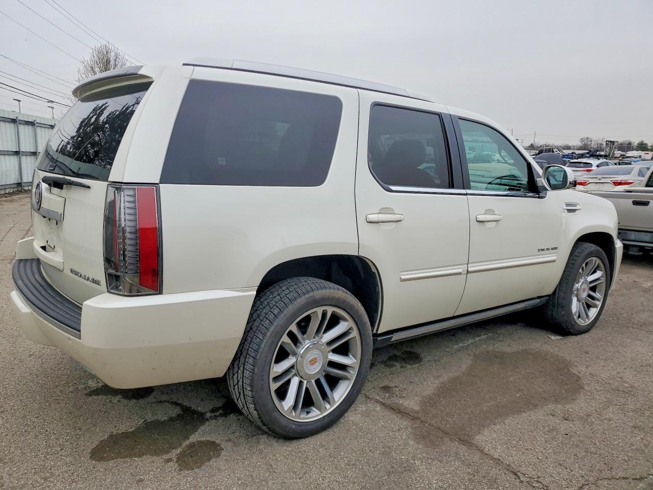 2014 Cadillac Escalade Premium White vin: 1GYS4CEF9ER166428