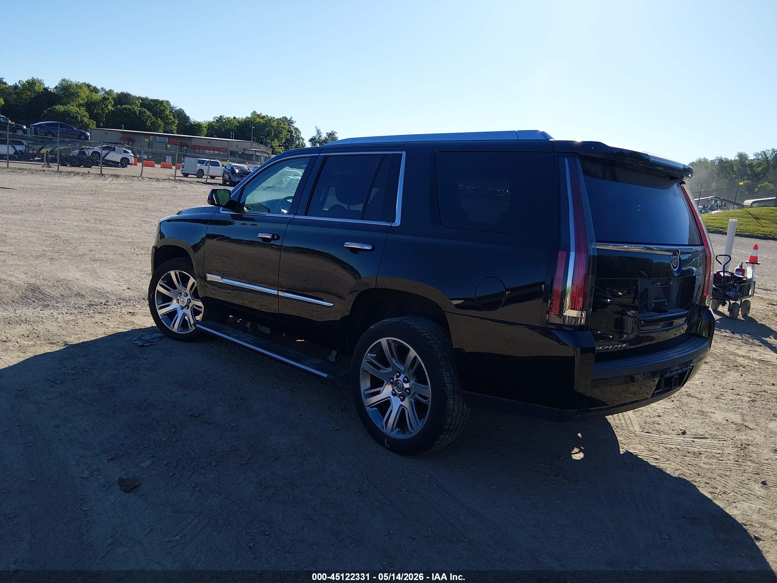 2015 Cadillac Escalade Premium Black vin: 1GYS4CKJ4FR179520