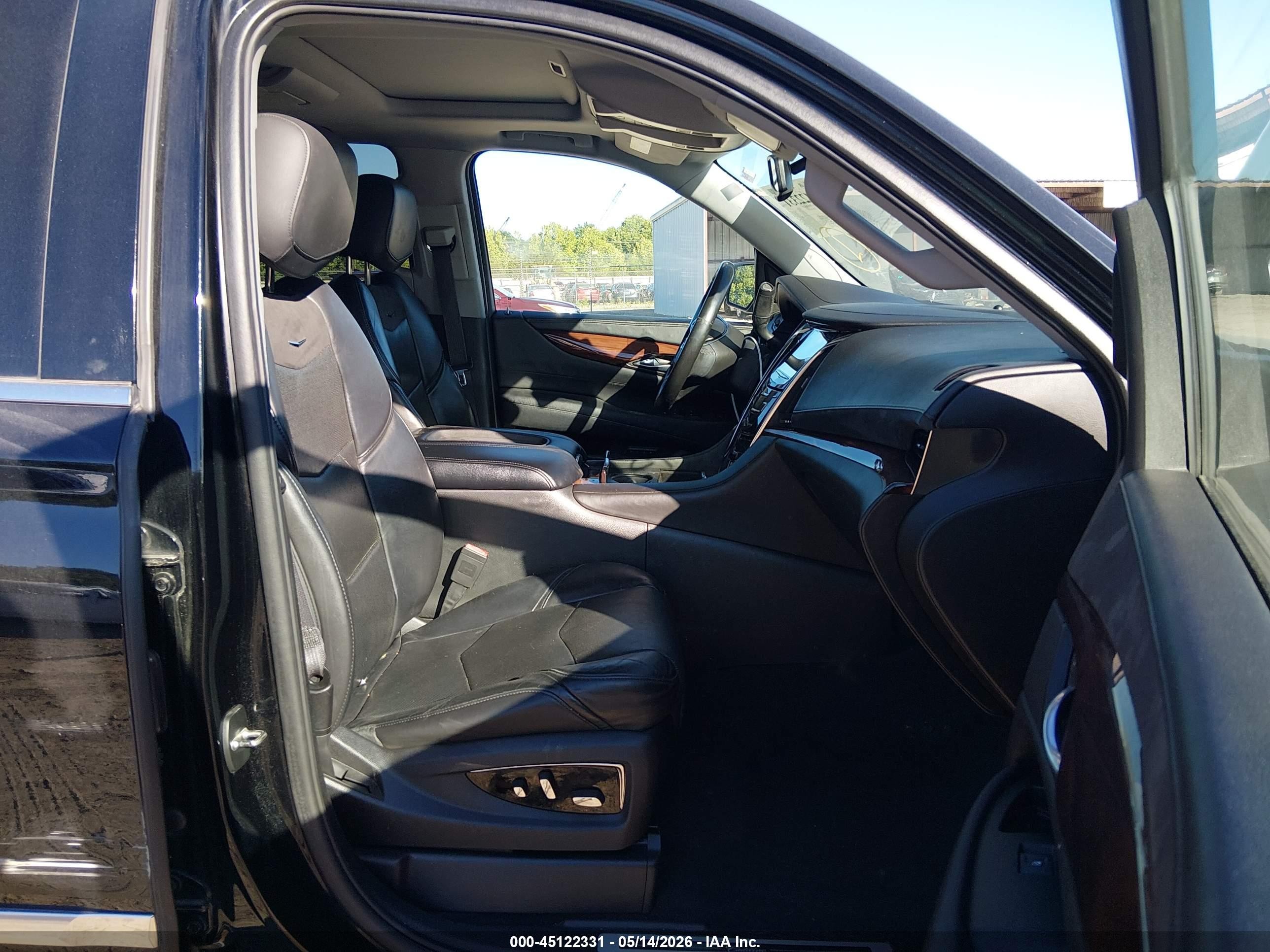 2015 Cadillac Escalade Premium Black vin: 1GYS4CKJ4FR179520