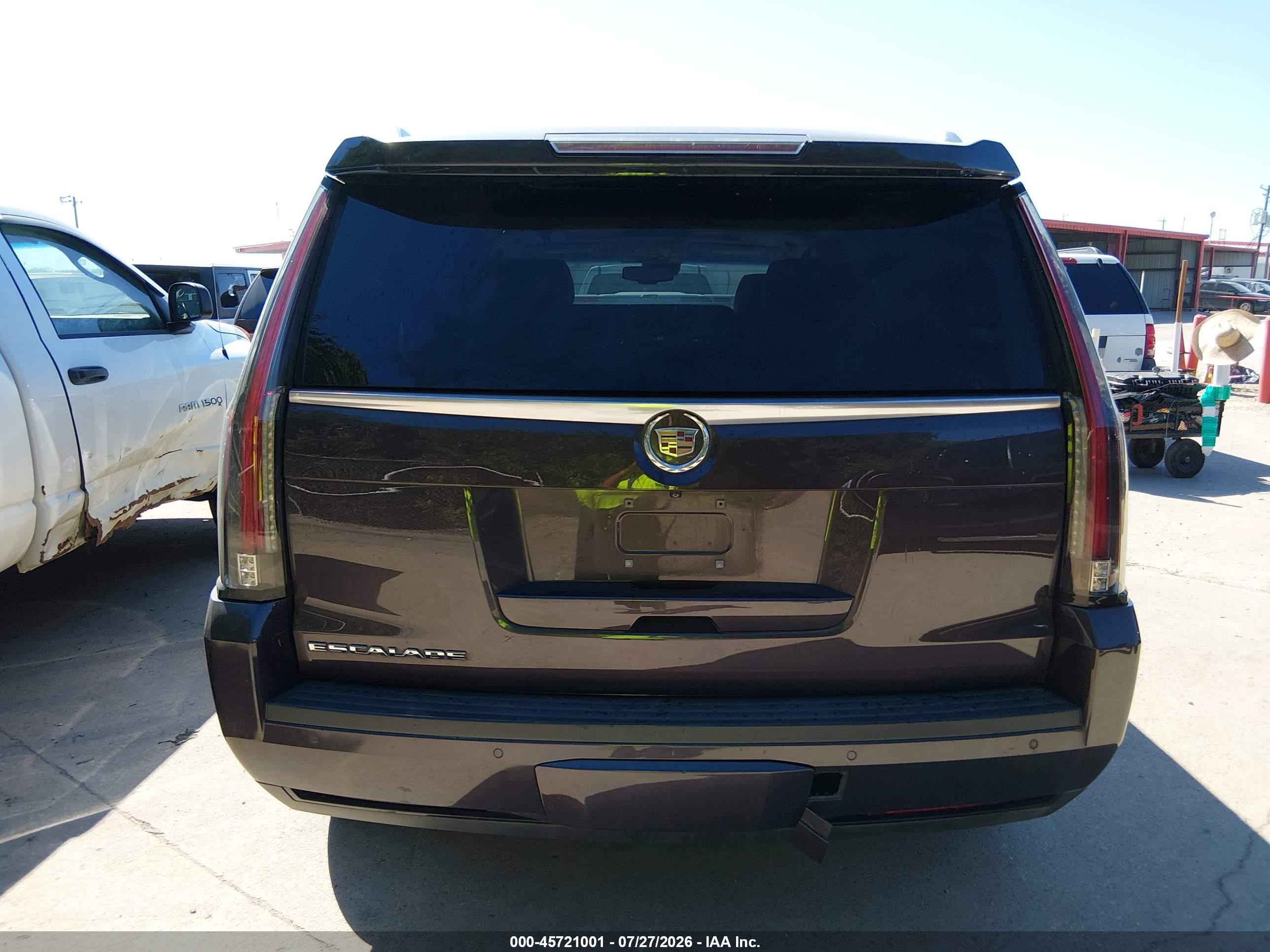 2015 Cadillac Escalade Premium Коричневый vin: 1GYS4CKJ4FR238890