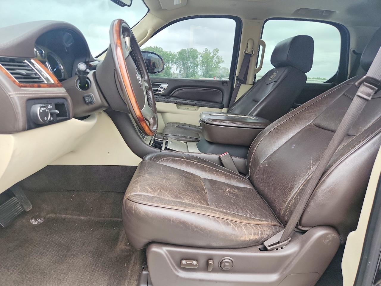 2013 Cadillac Escalade Platinum Black vin: 1GYS4DEF1DR297986