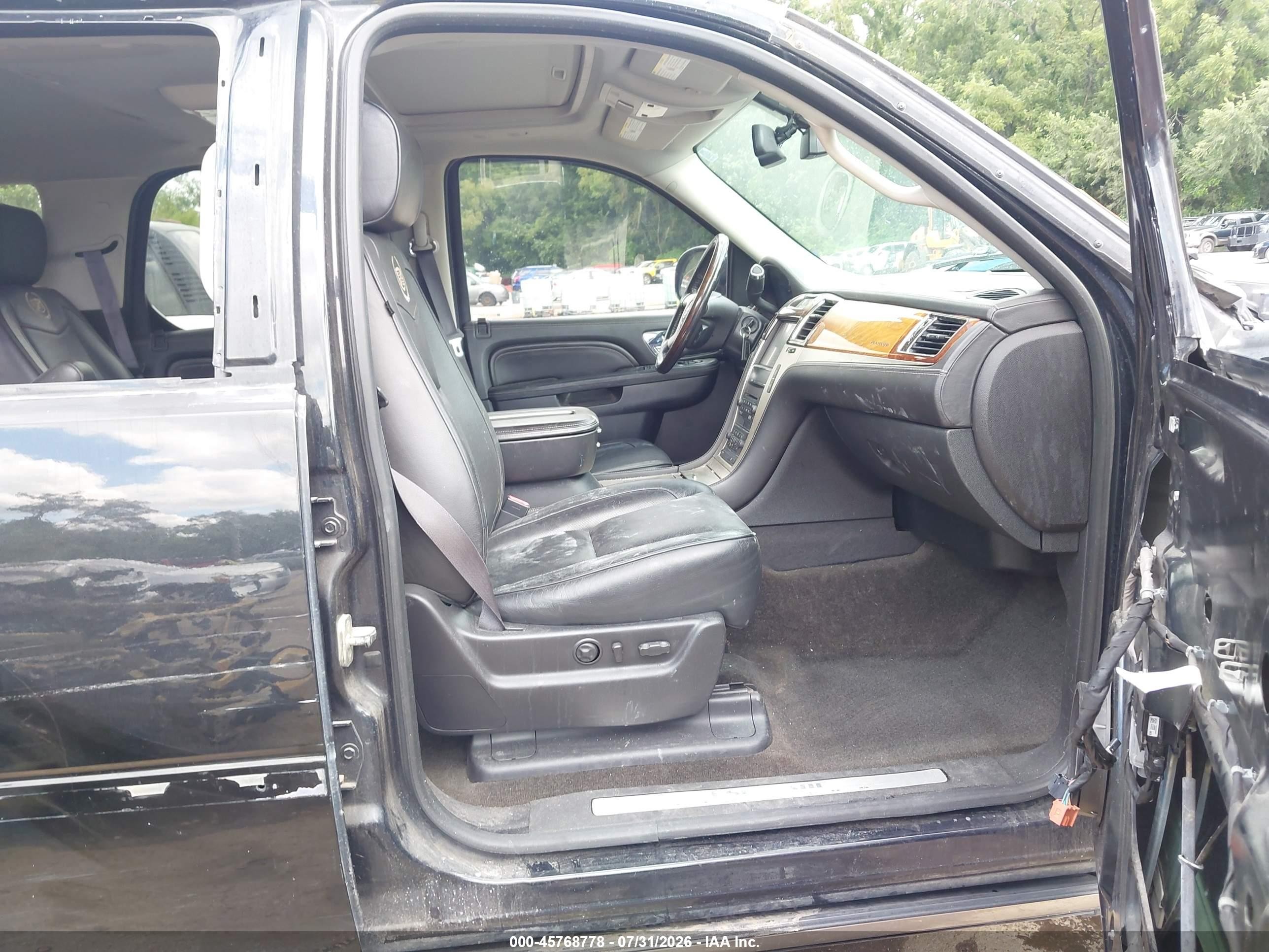 2013 Cadillac Escalade Platinum Edition Black vin: 1GYS4DEF4DR192696