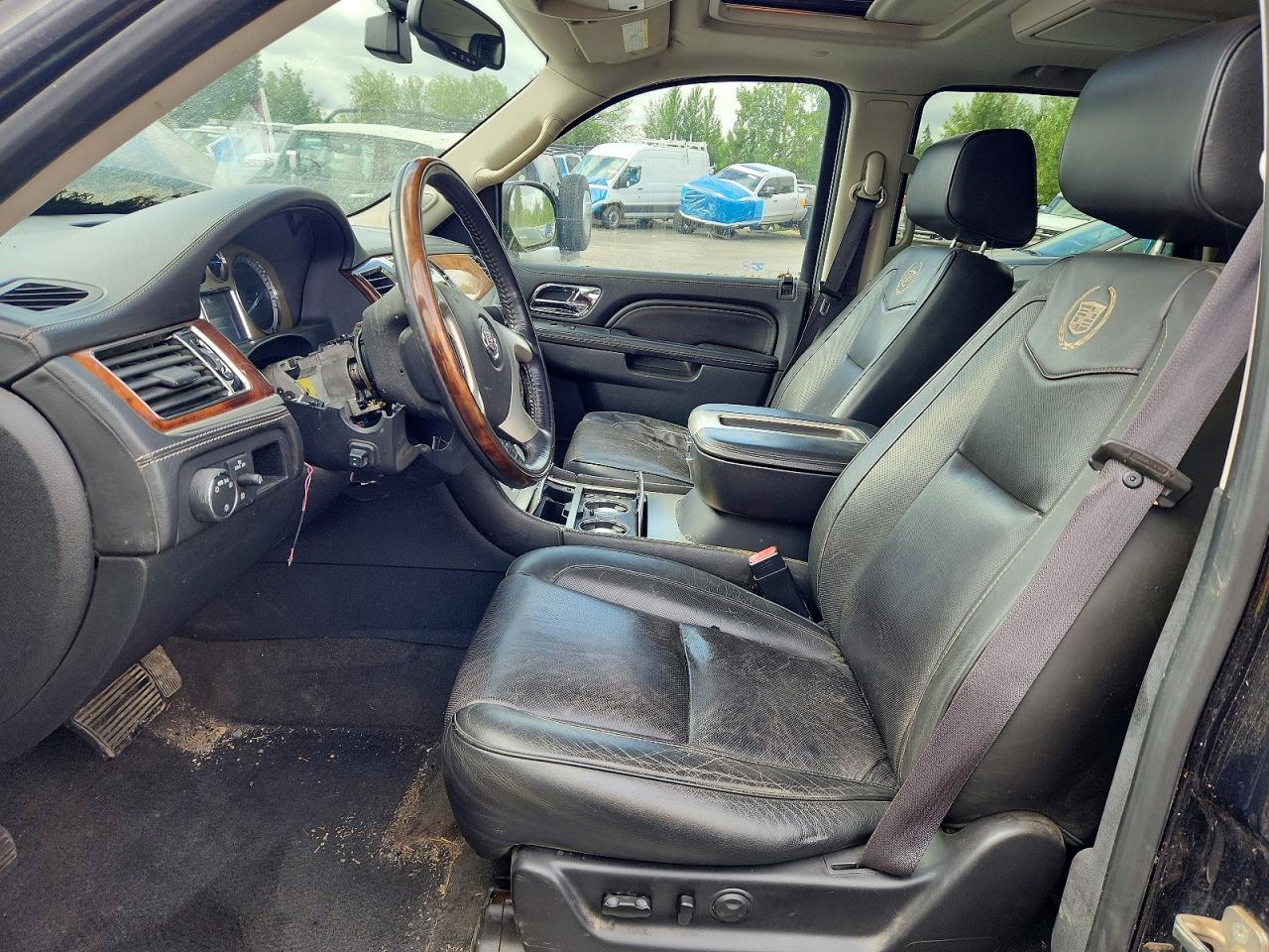 2012 Cadillac Escalade Platinum Black vin: 1GYS4DEF5CR262477