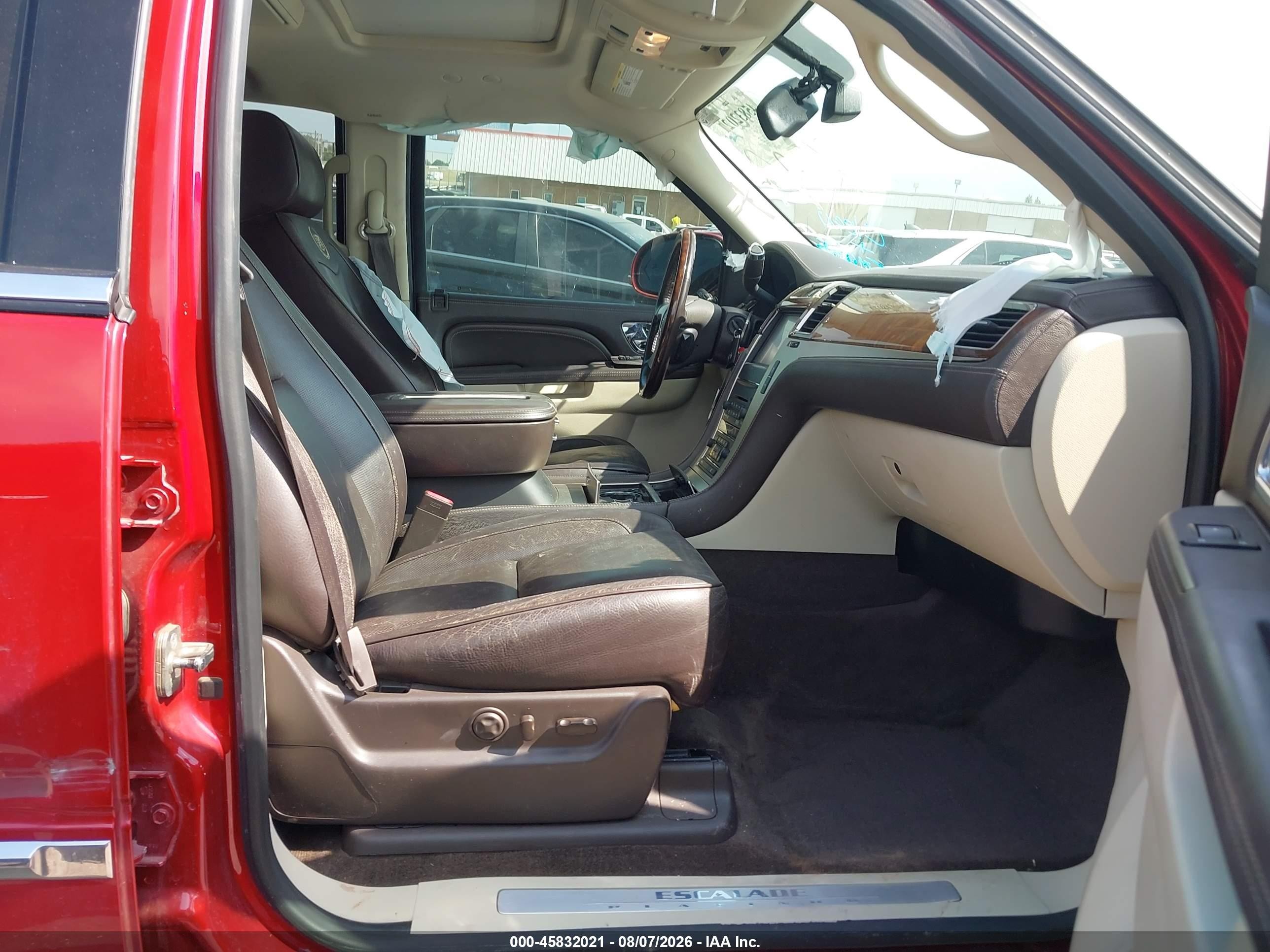 2014 Cadillac Escalade Platinum Red vin: 1GYS4DEF6ER222489